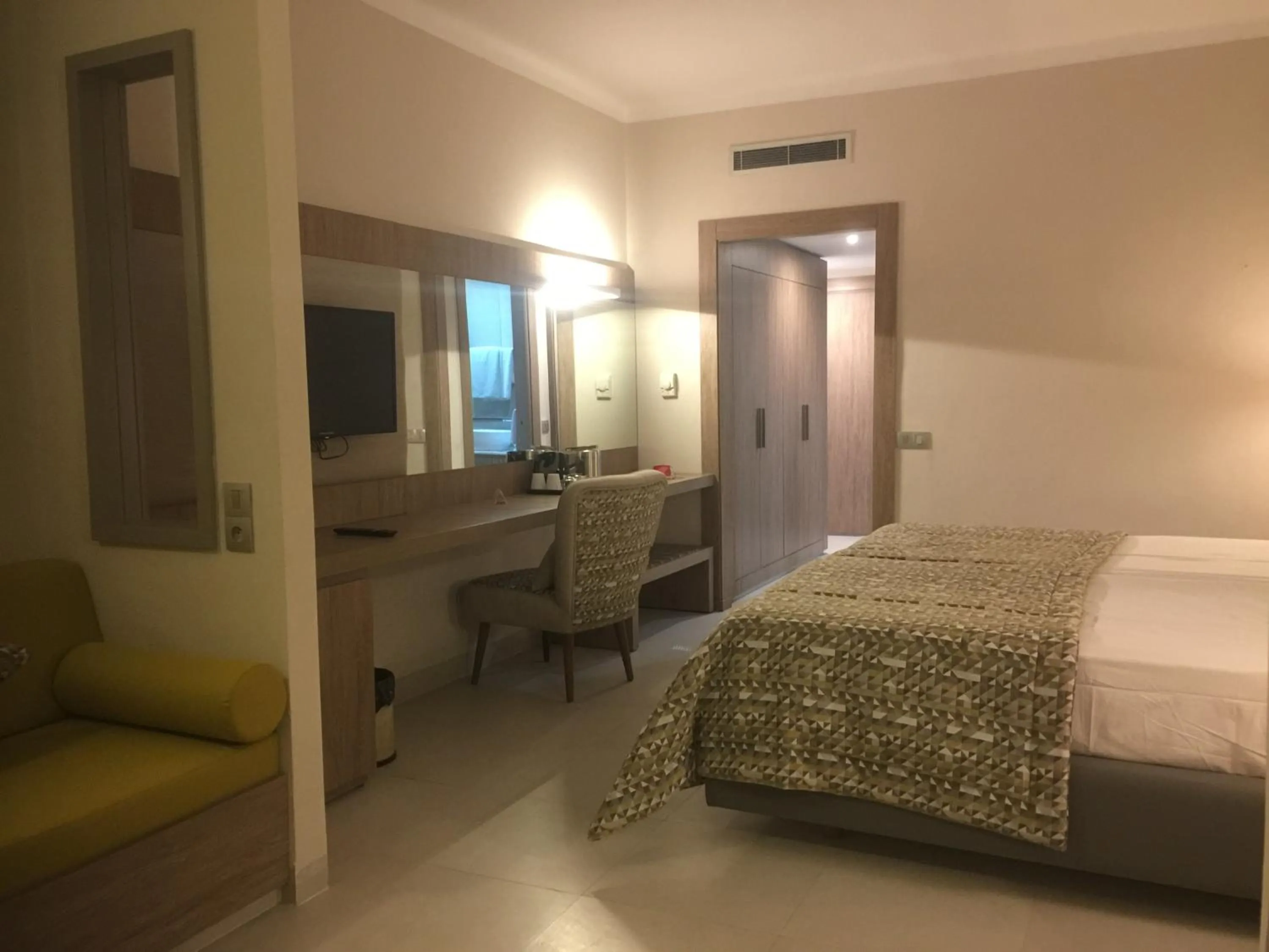 Bed in Hotel La Residence Hammamet