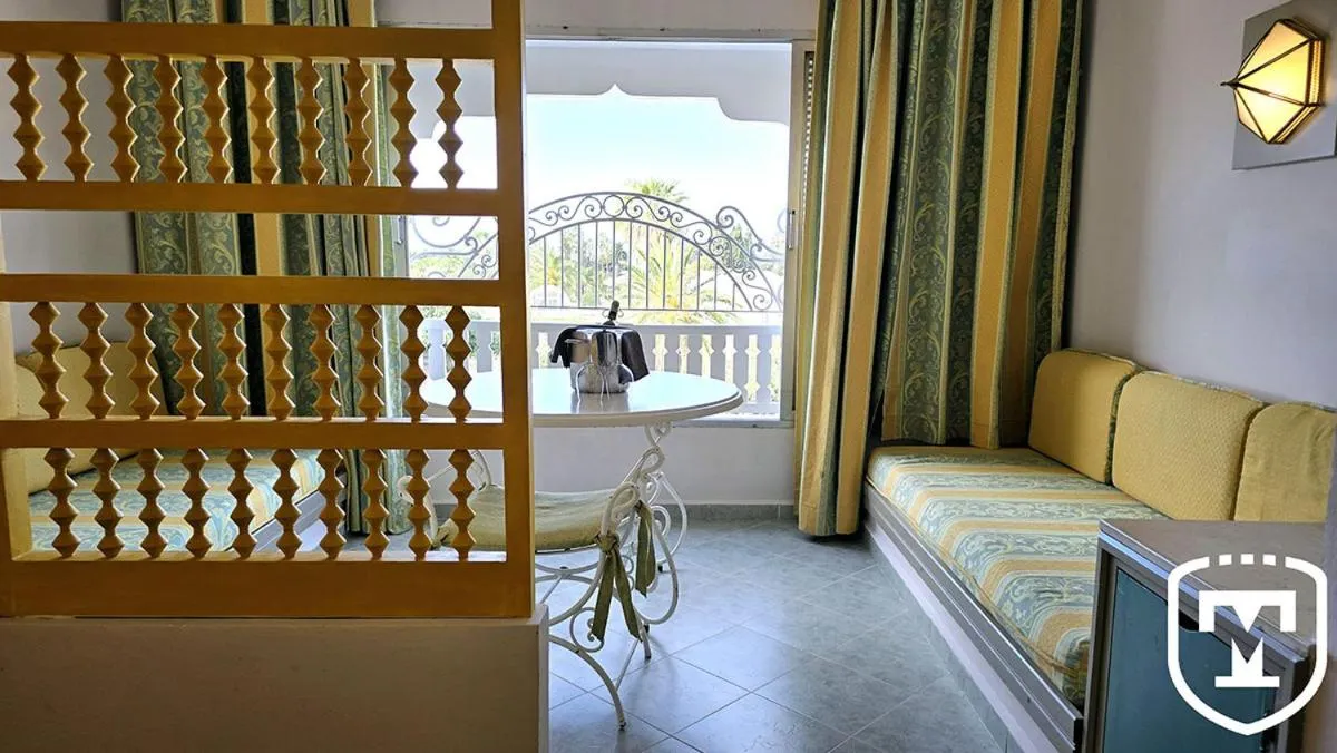 Bed in Hotel La Residence Hammamet