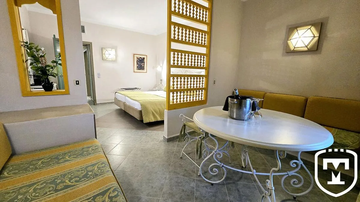 Bed in Hotel La Residence Hammamet