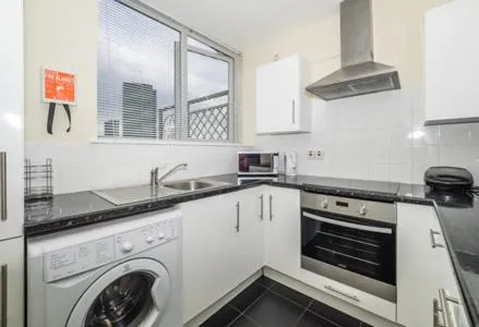 LSE Carr-Saunders Hall