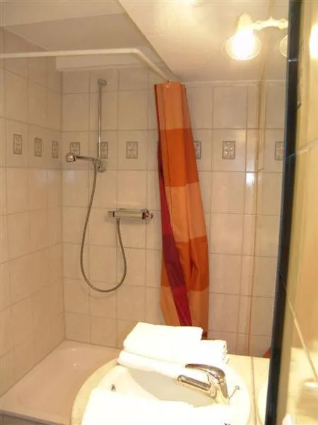 Bathroom in Deutsches Haus