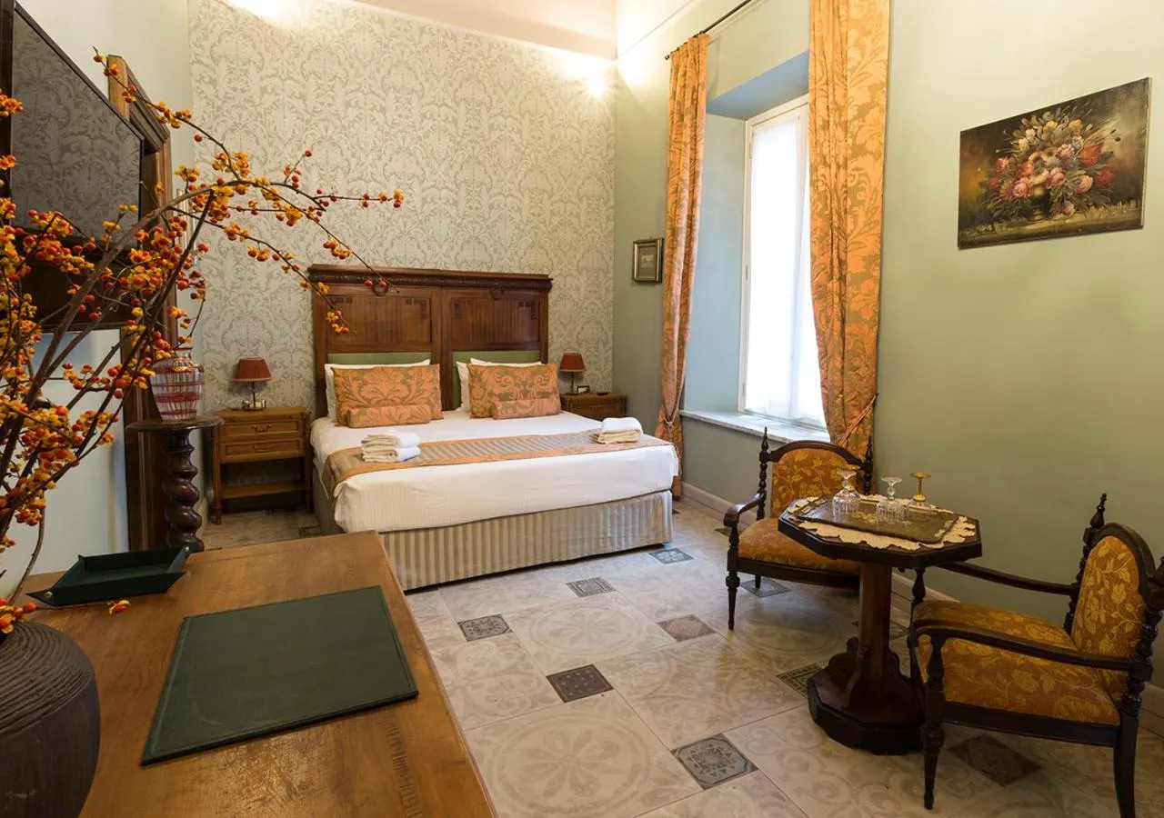 TV and multimedia, Bed in Navona Grand Suite