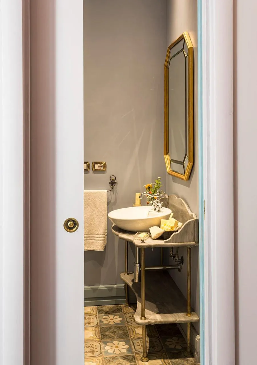 Toilet in Navona Grand Suite