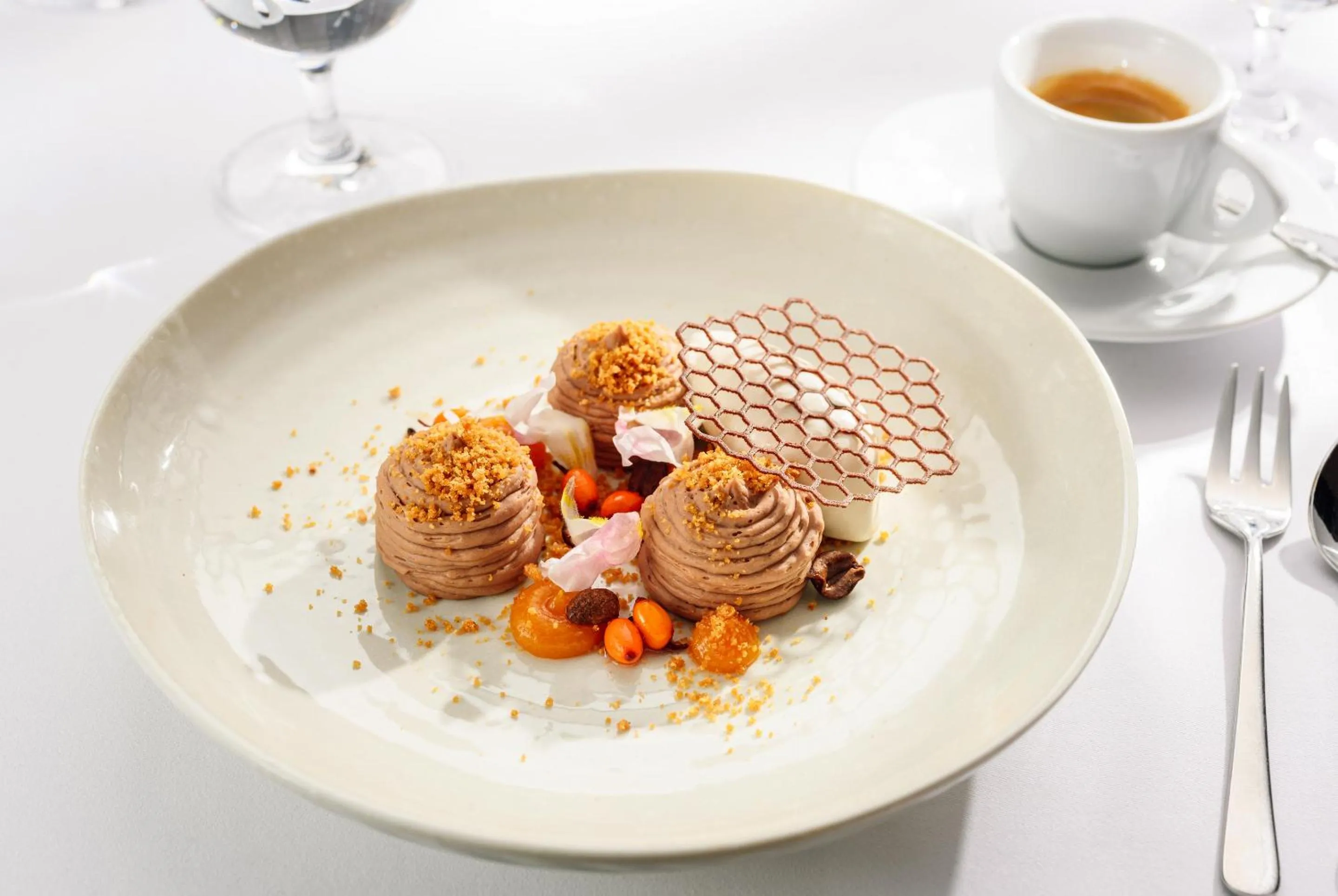 Restaurant/places to eat in Hotel Elizabeth