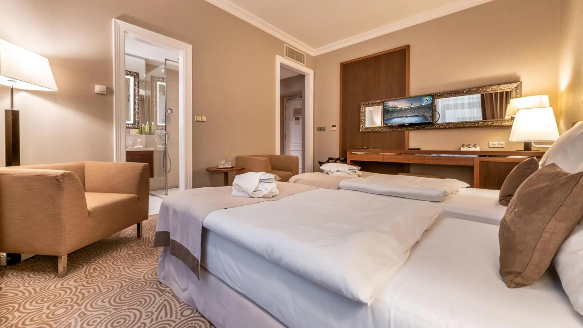 Bed in Hotel Elizabeth