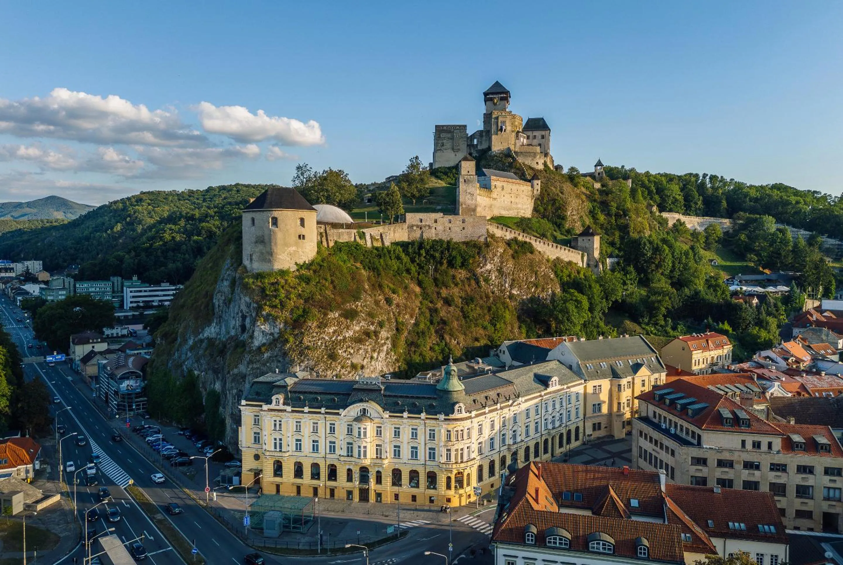 Property building in Hotel Elizabeth