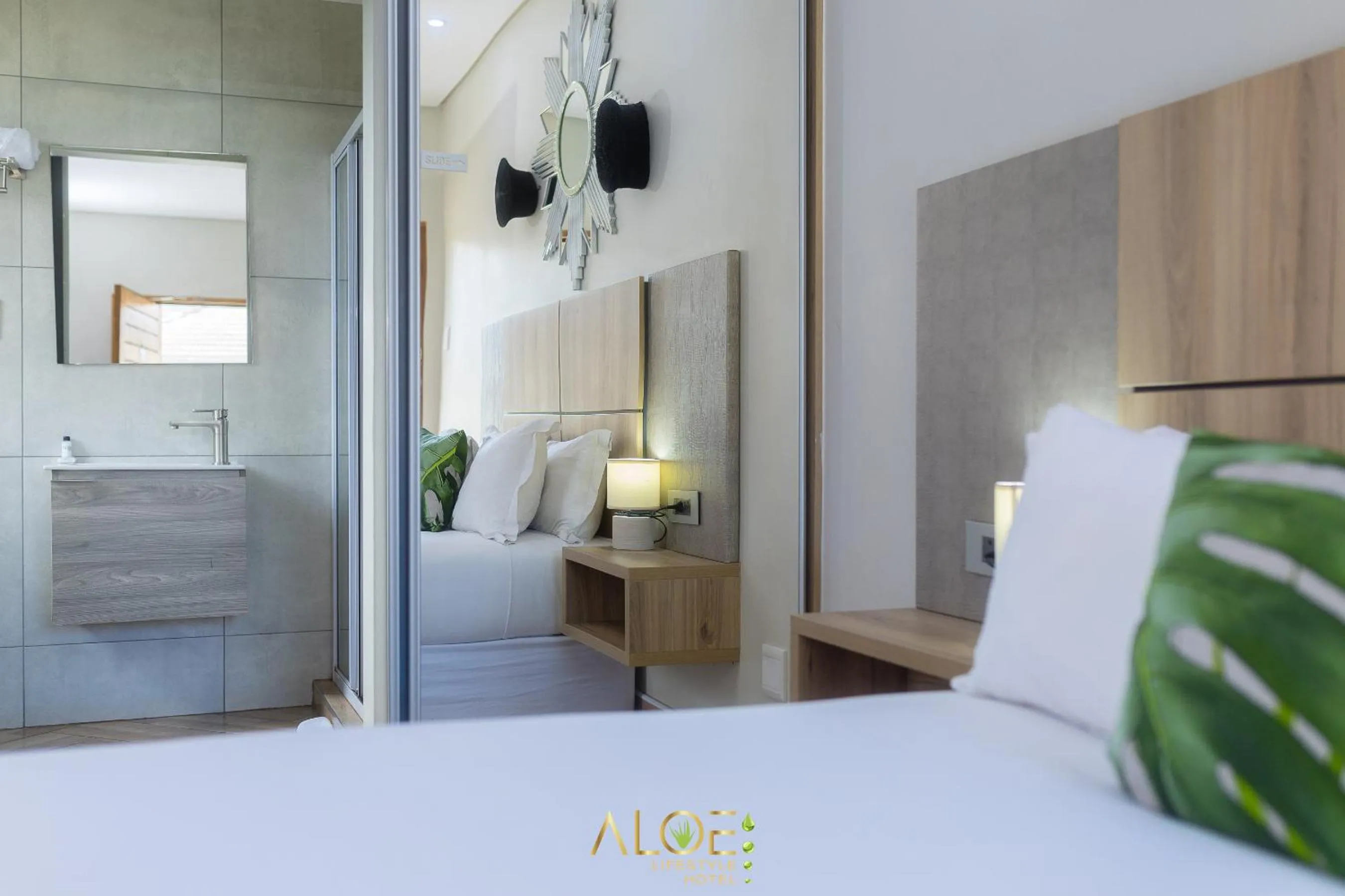 Shower, Bed in Aloe Lifestyle Hotel