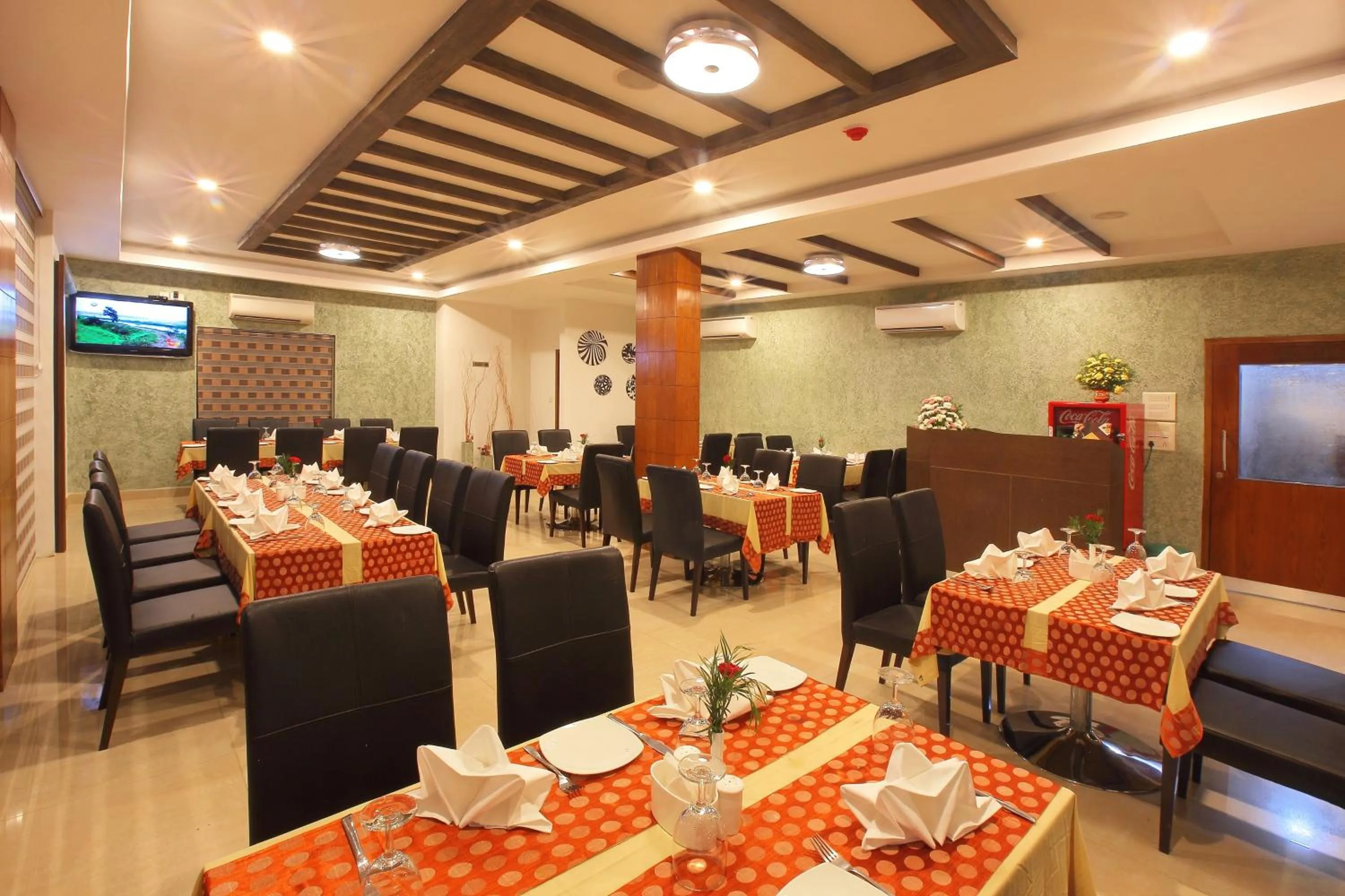 Restaurant/places to eat in Park Residency Airport Road
