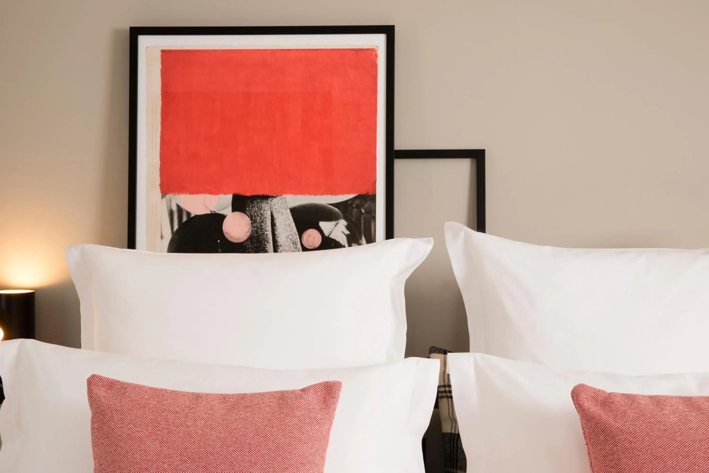 Bed in Maison ELLE Paris