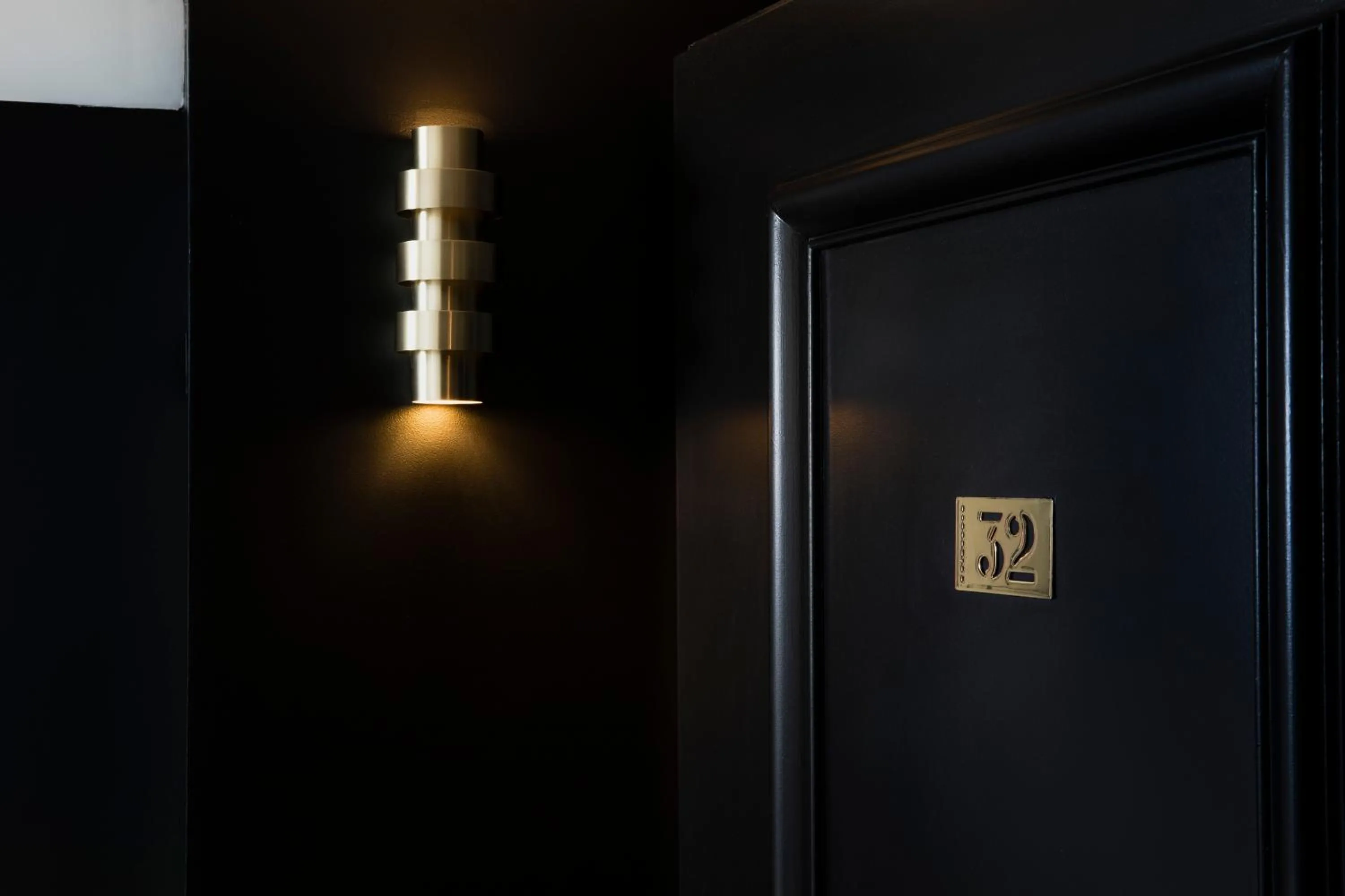 Bedroom in Hotel Flanelles Paris