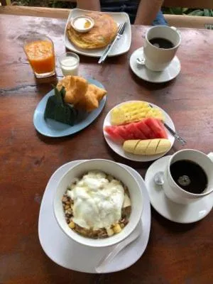 Breakfast in Lanta Para hut