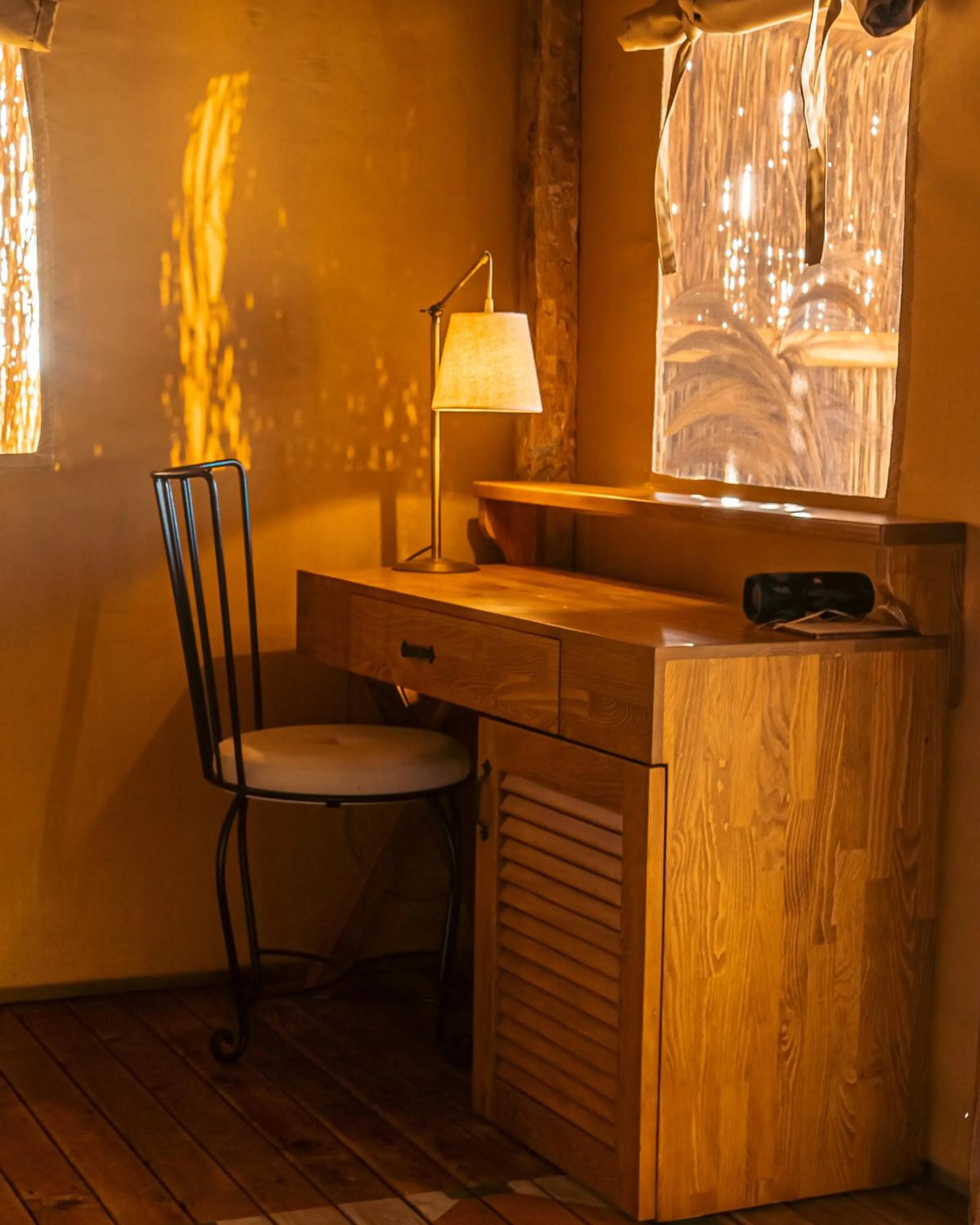 hair dresser in Perdue Hotel