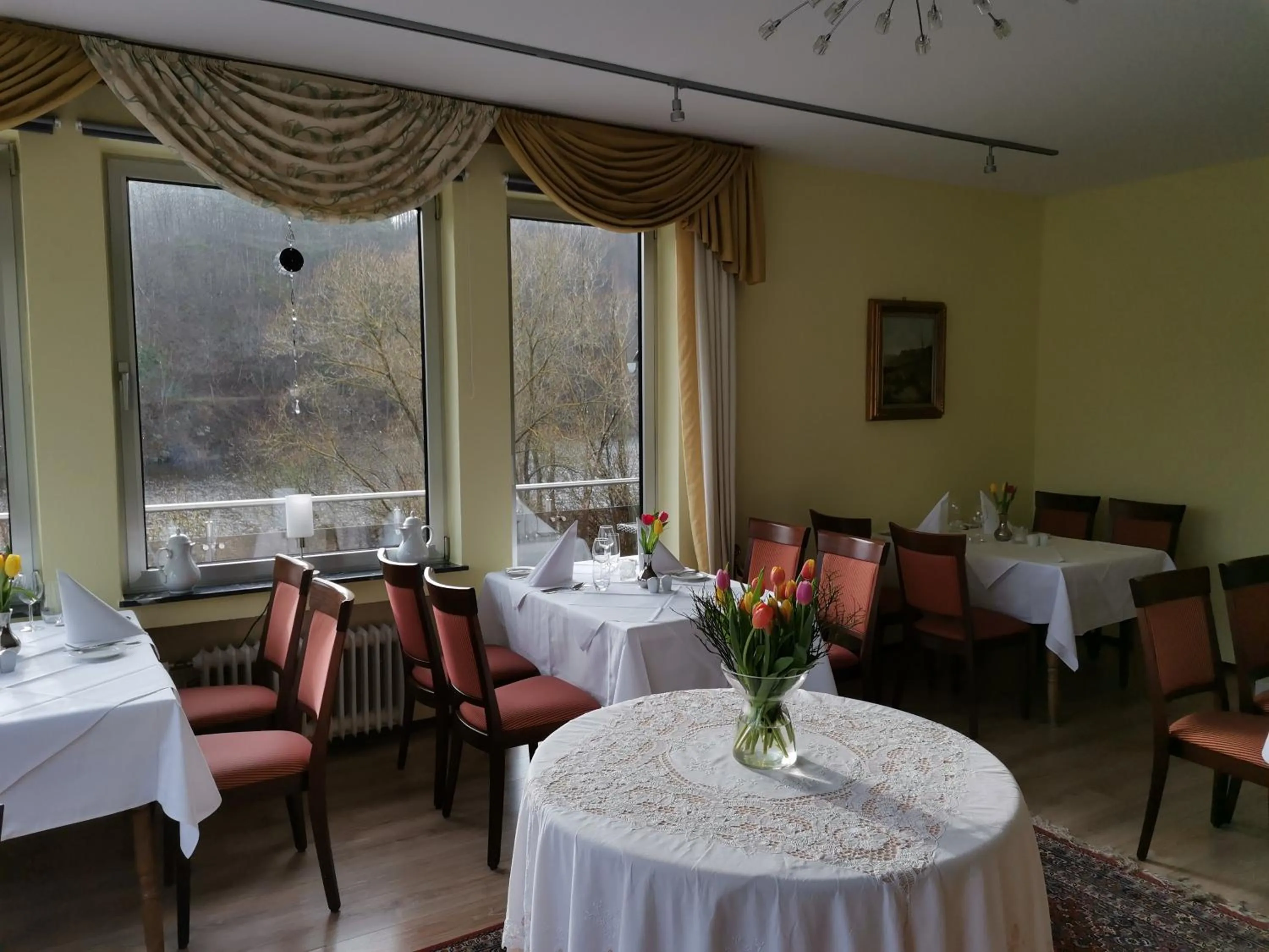 Restaurant/places to eat in Hotel Haus am See