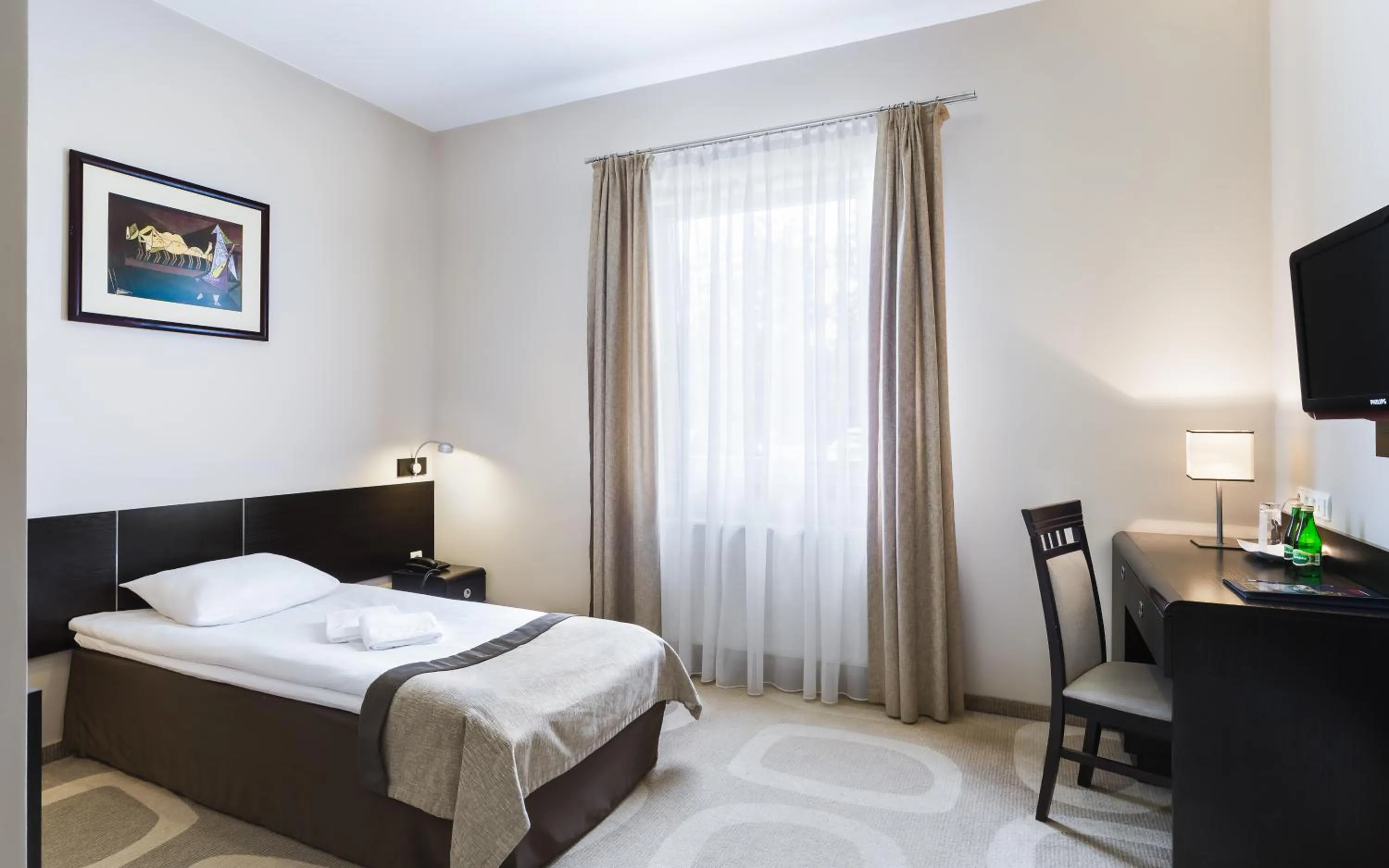 Photo of the whole room, Bed in Hotel Picaro Żarska Wieś Północ A4 kierunek Niemcy