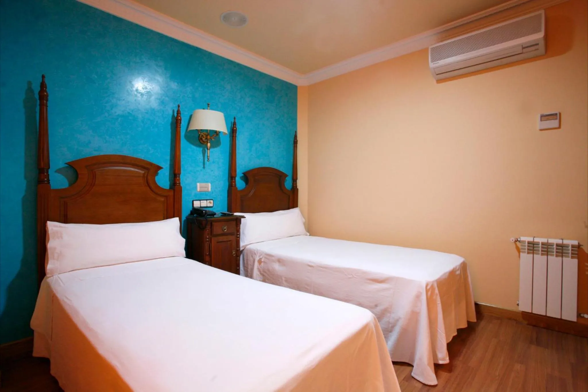 Photo of the whole room, Bed in Hostal Victoria II