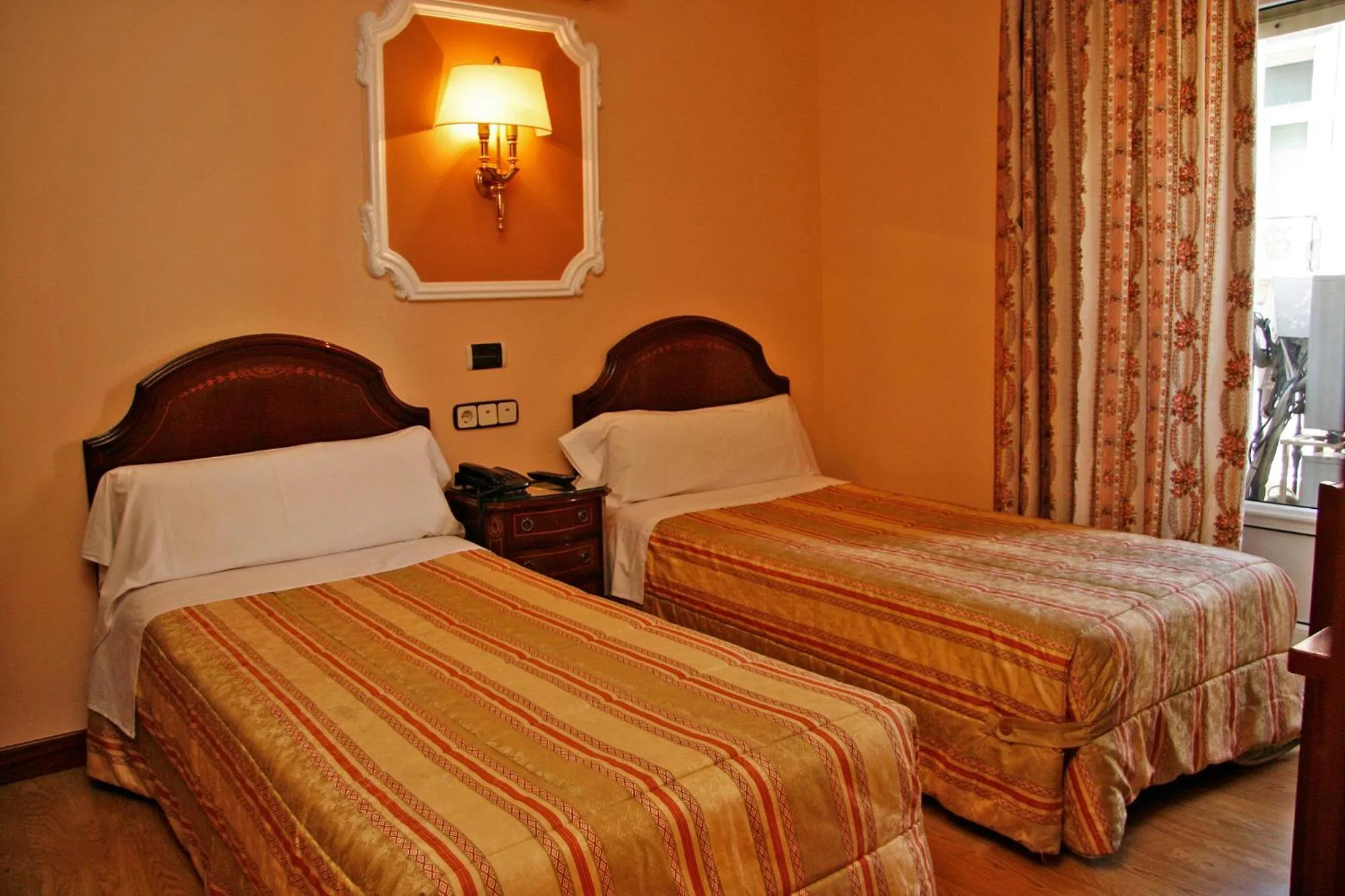 Photo of the whole room, Bed in Hostal Victoria II