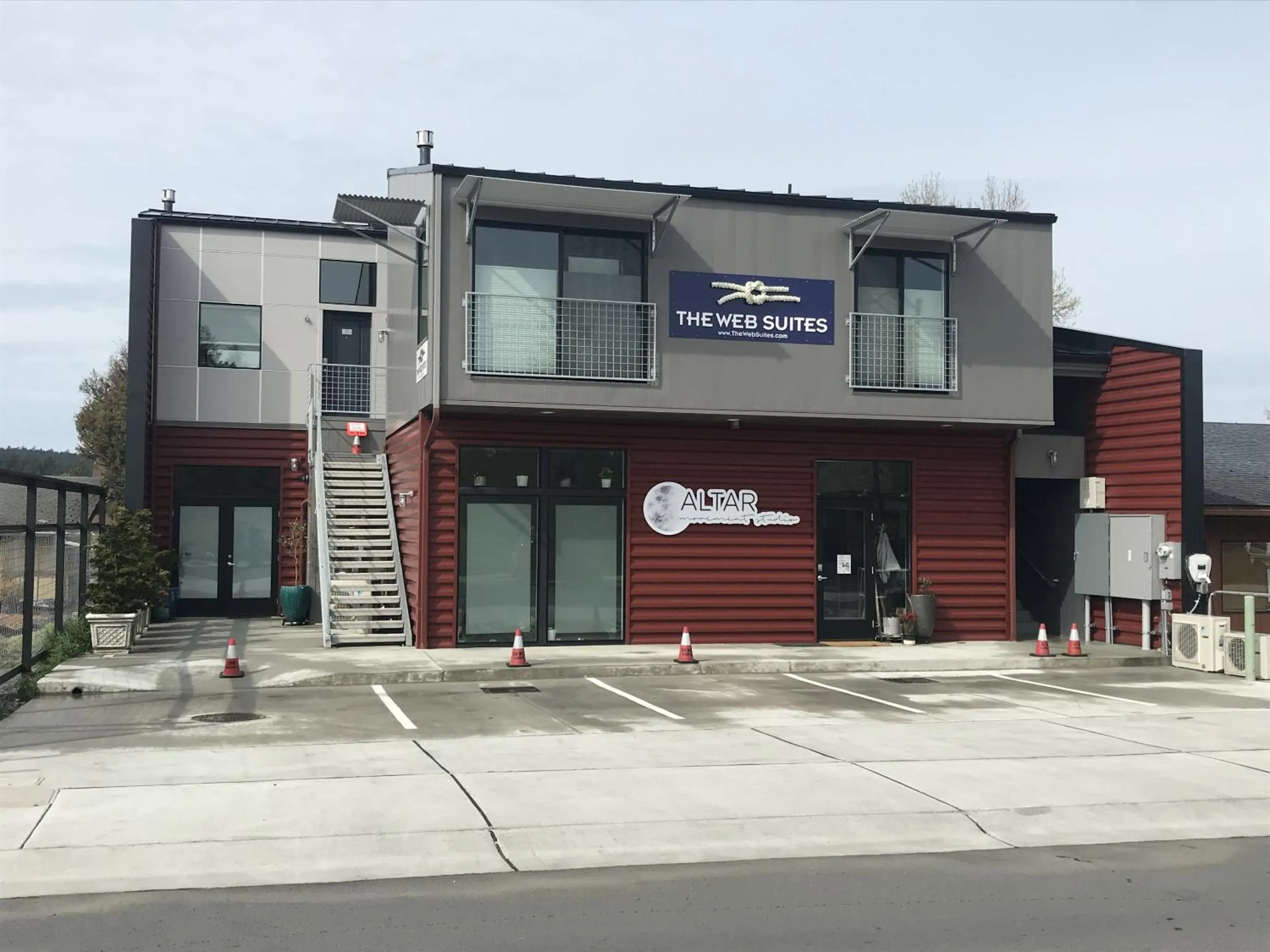 Luxury Quadruple Room in The Web Suites