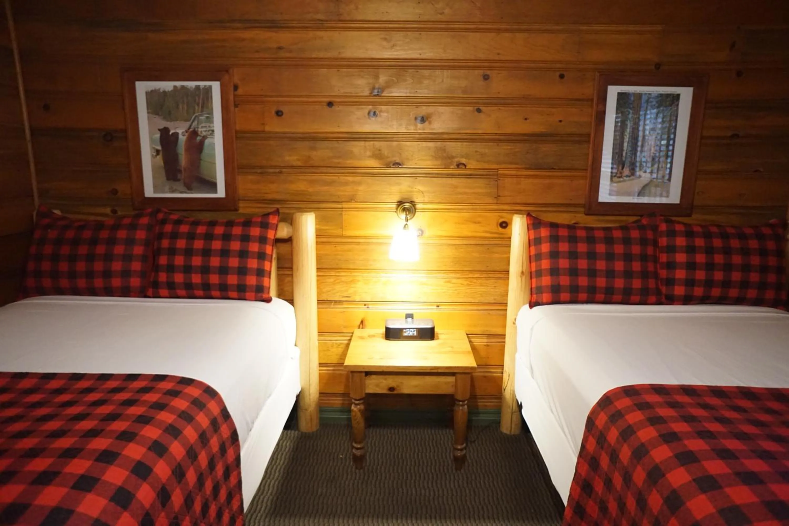 Bed in Shaver Lake Village Hotel