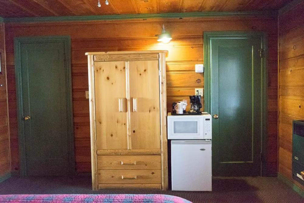 Shaver Lake Village Hotel