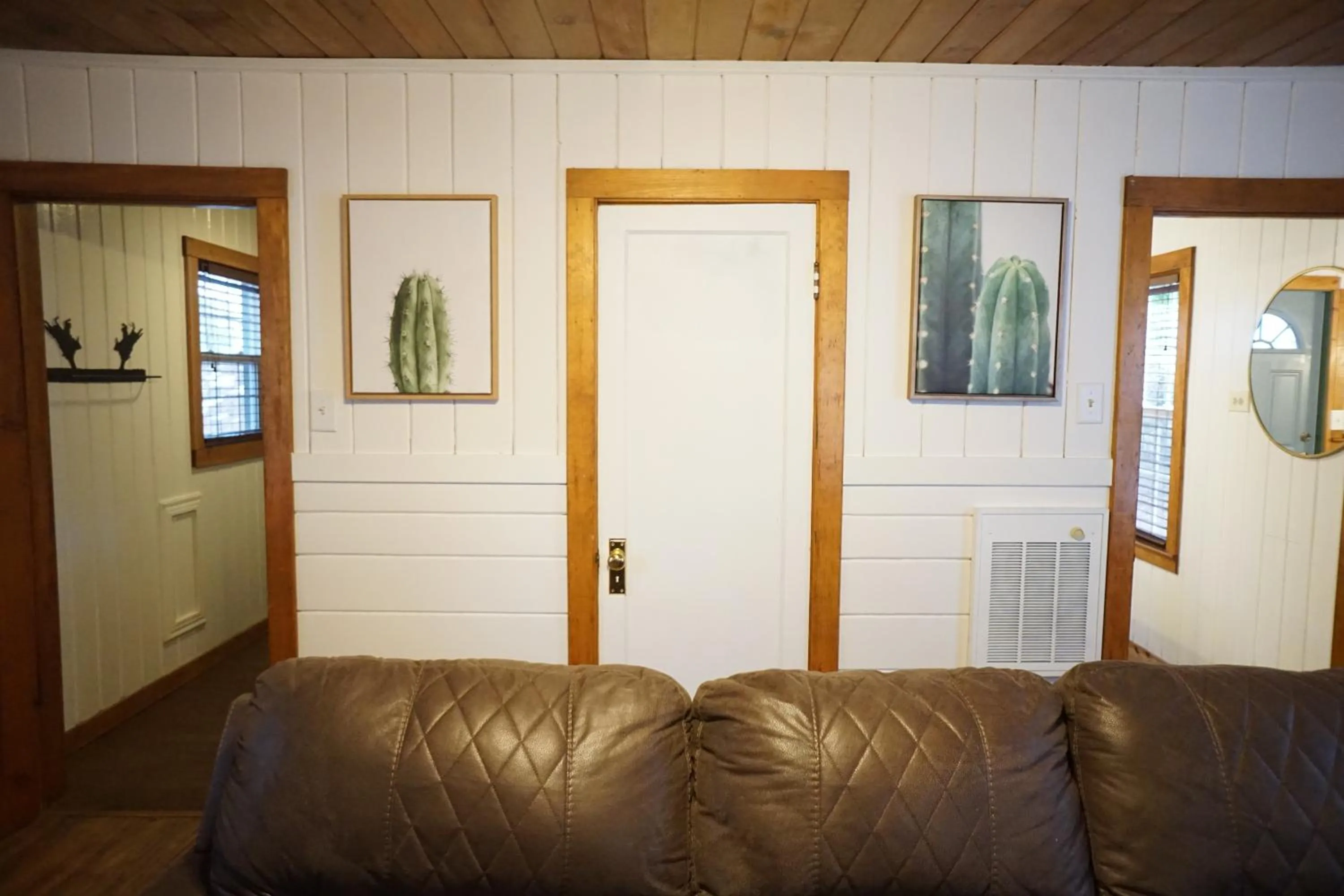 Shaver Lake Village Hotel