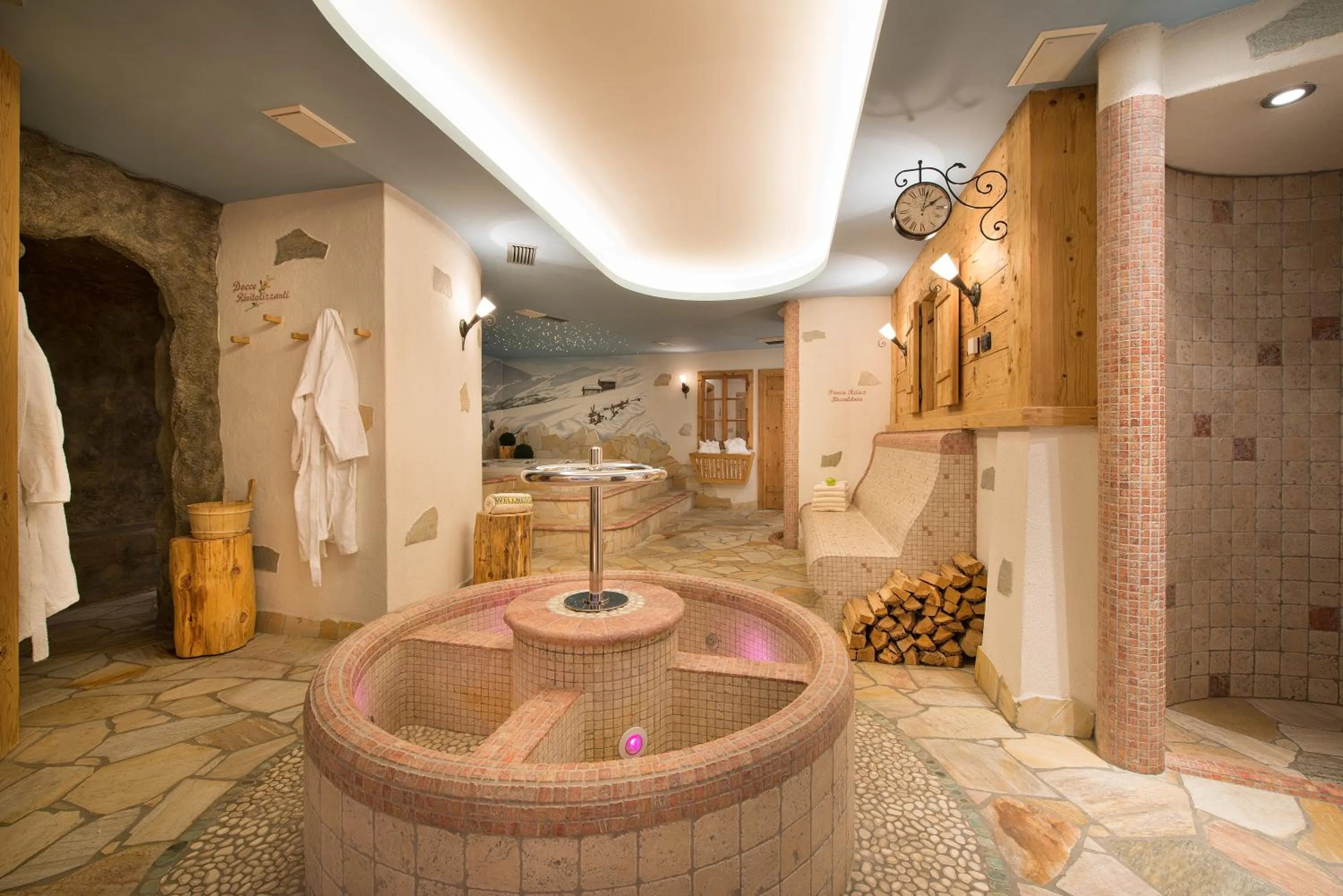 Spa and wellness centre/facilities in Hotel Crosal