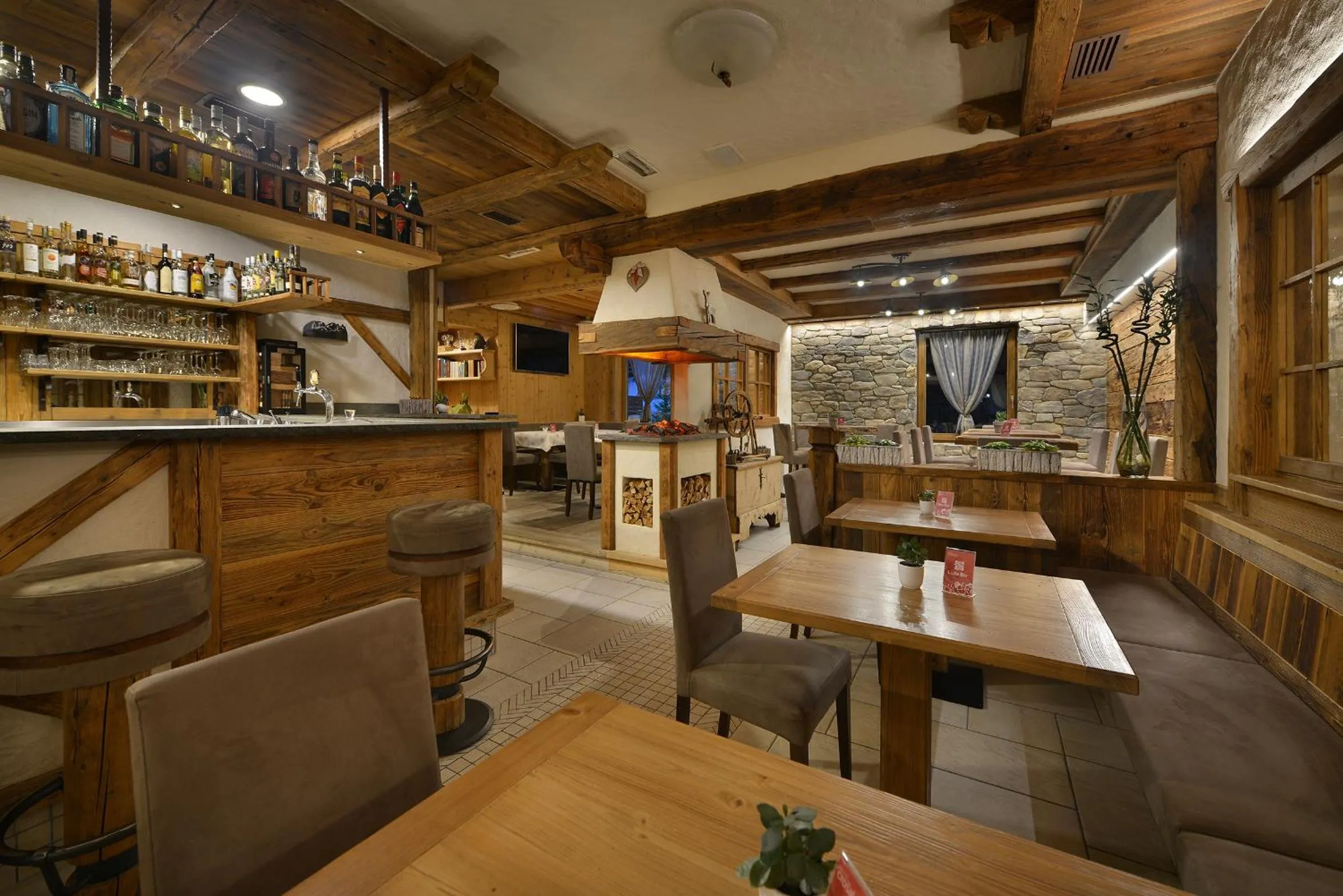 Lounge or bar in Hotel Crosal