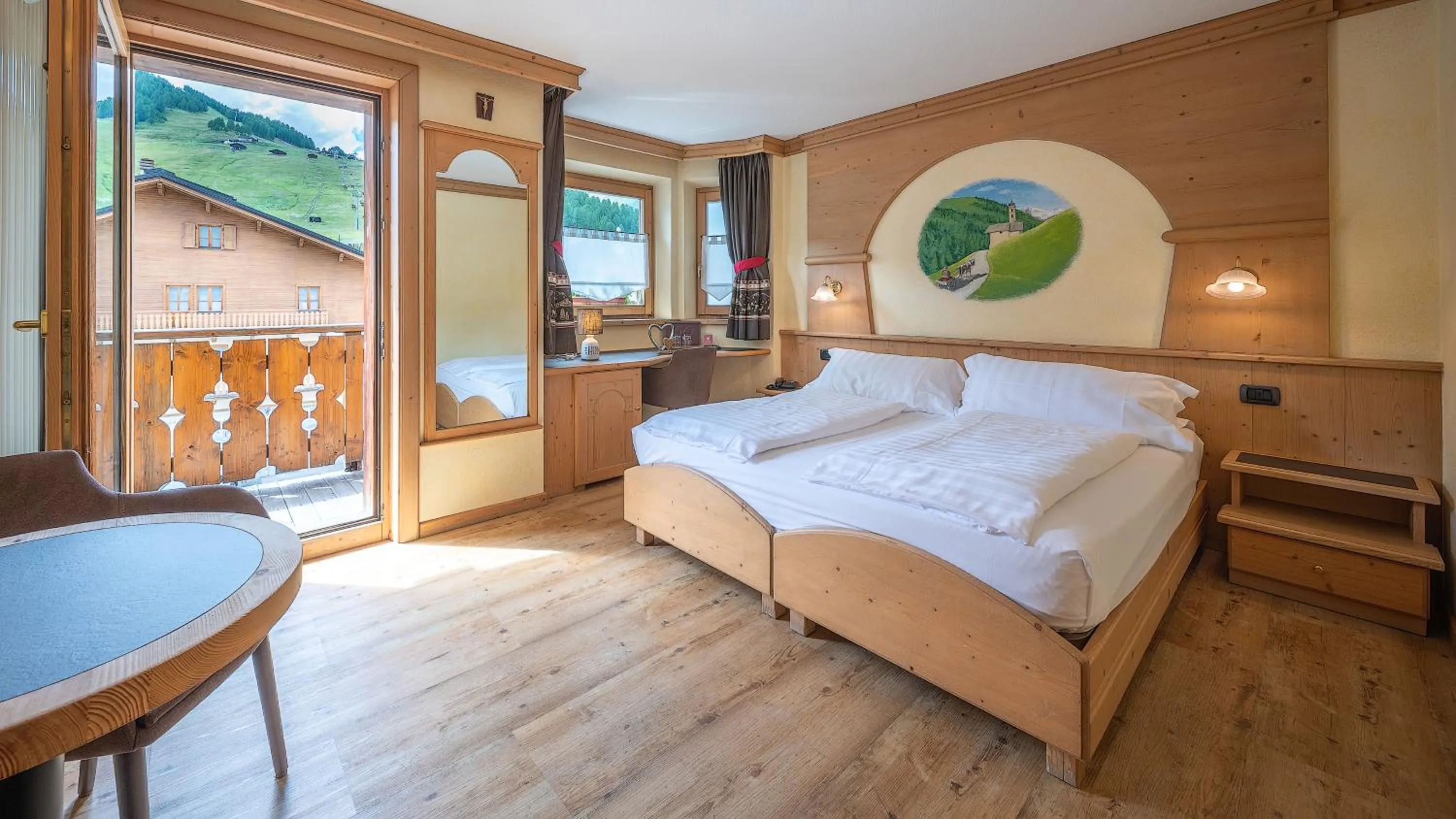 Bedroom, Bed in Hotel Crosal