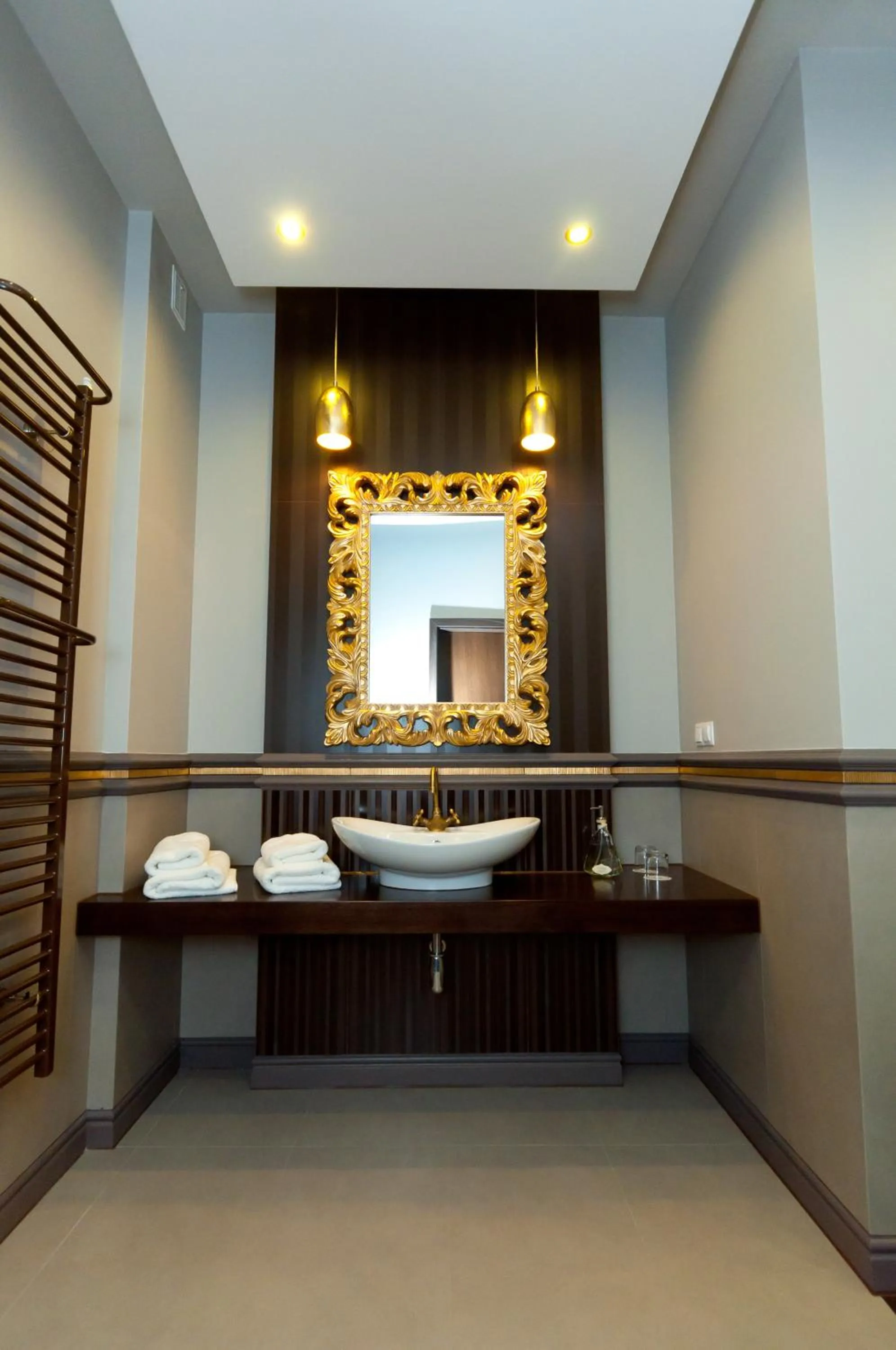 Toilet in Hotel Oriza