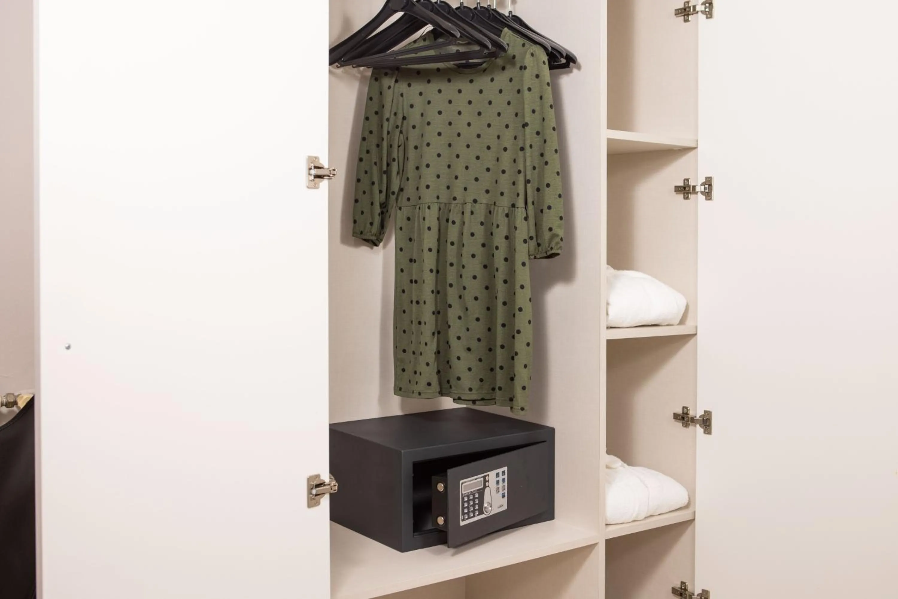 safe in RVHotels Broquetas Spa Termal