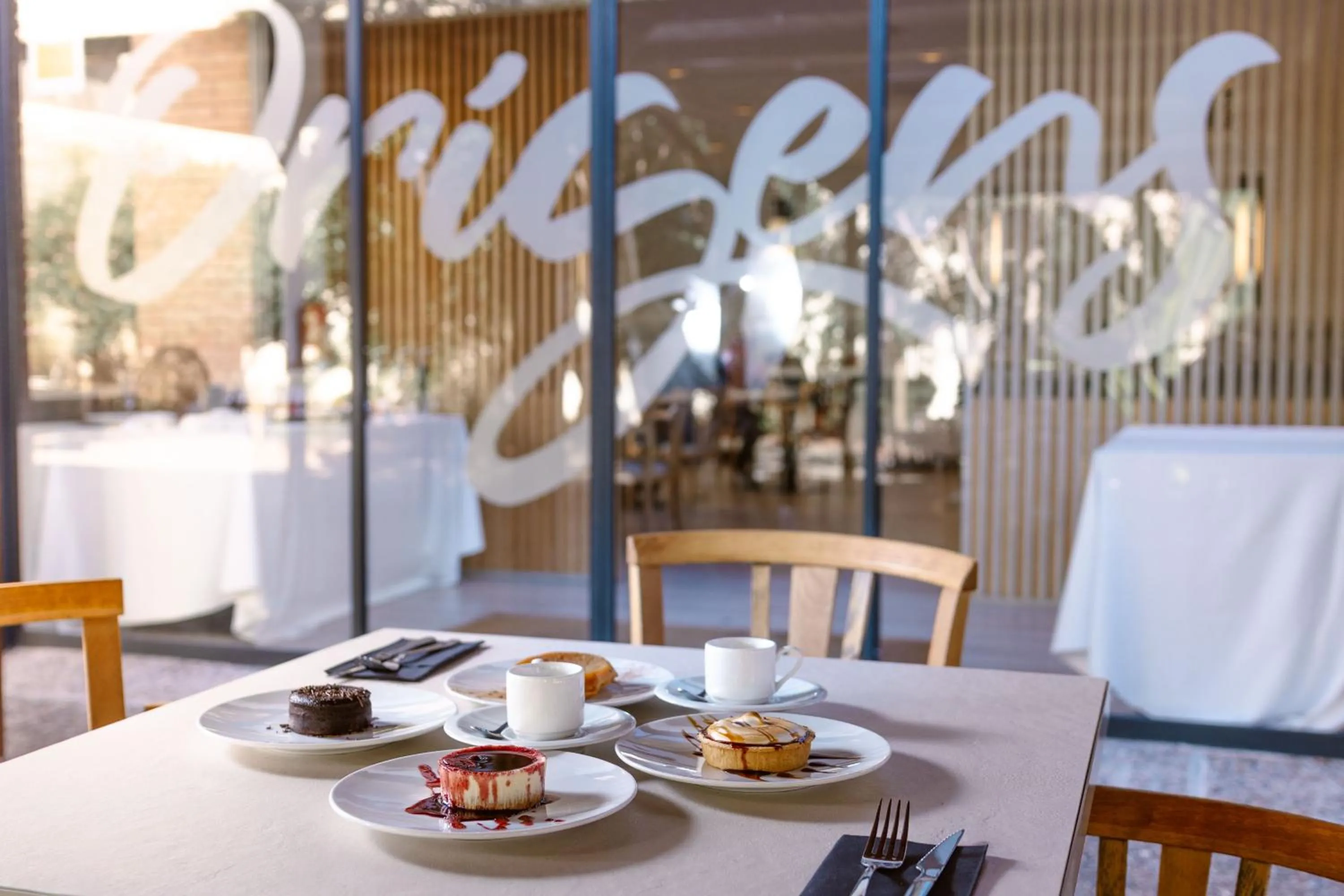 Restaurant/places to eat in RVHotels Broquetas Spa Termal