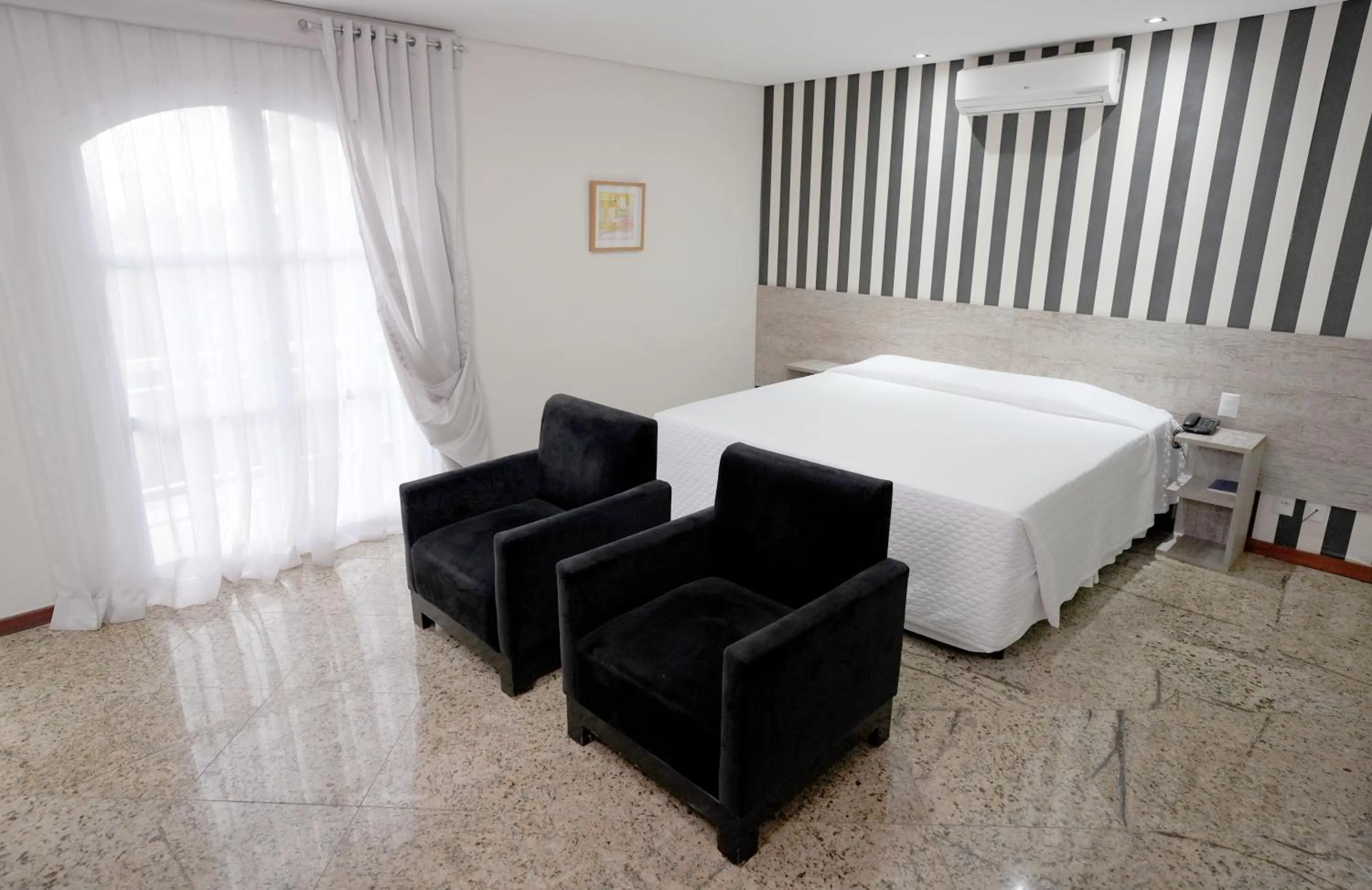 Bedroom, Bed in Colonial Plaza Hotel Pindamonhangaba