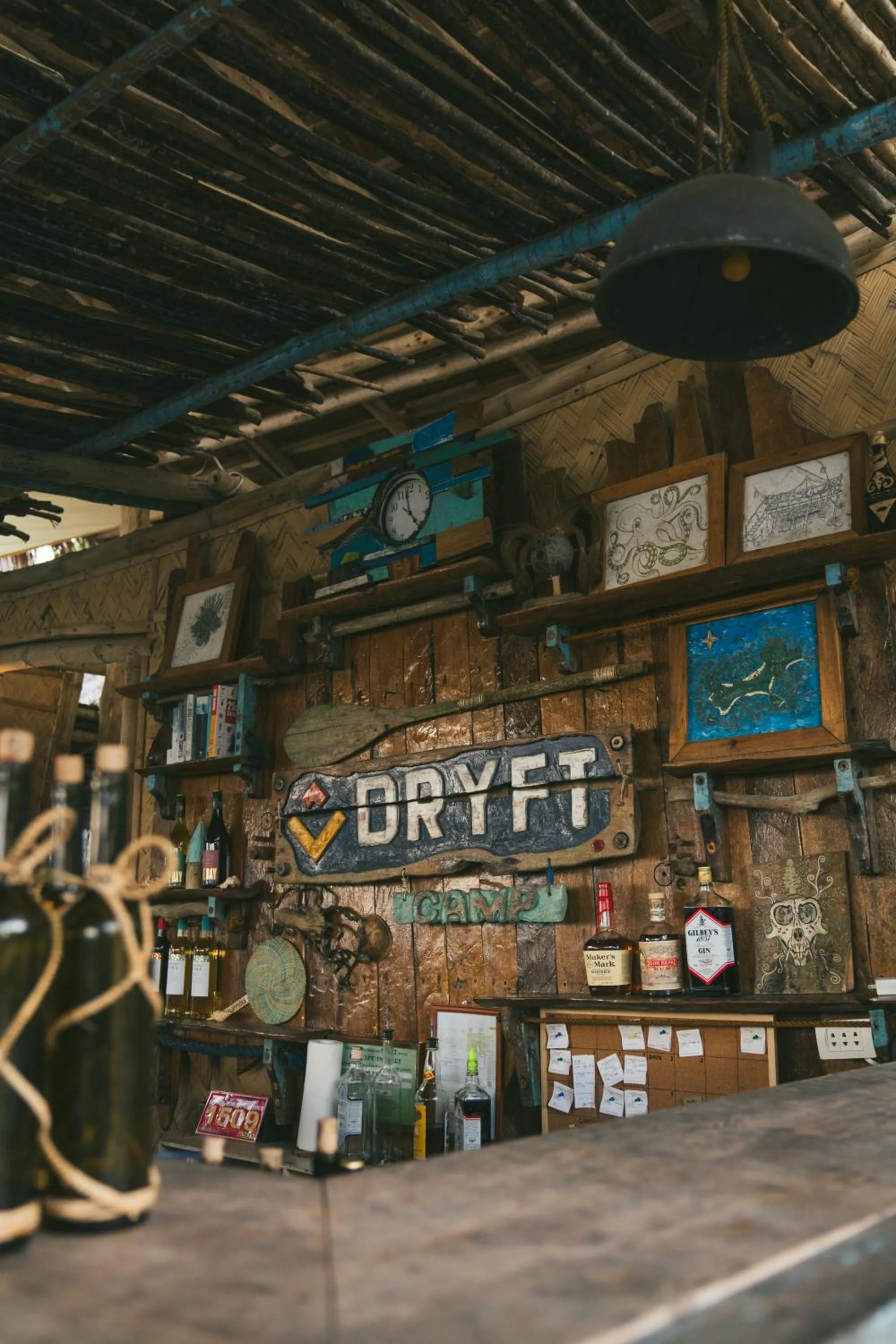 Lounge or bar in Dryft Darocotan Island