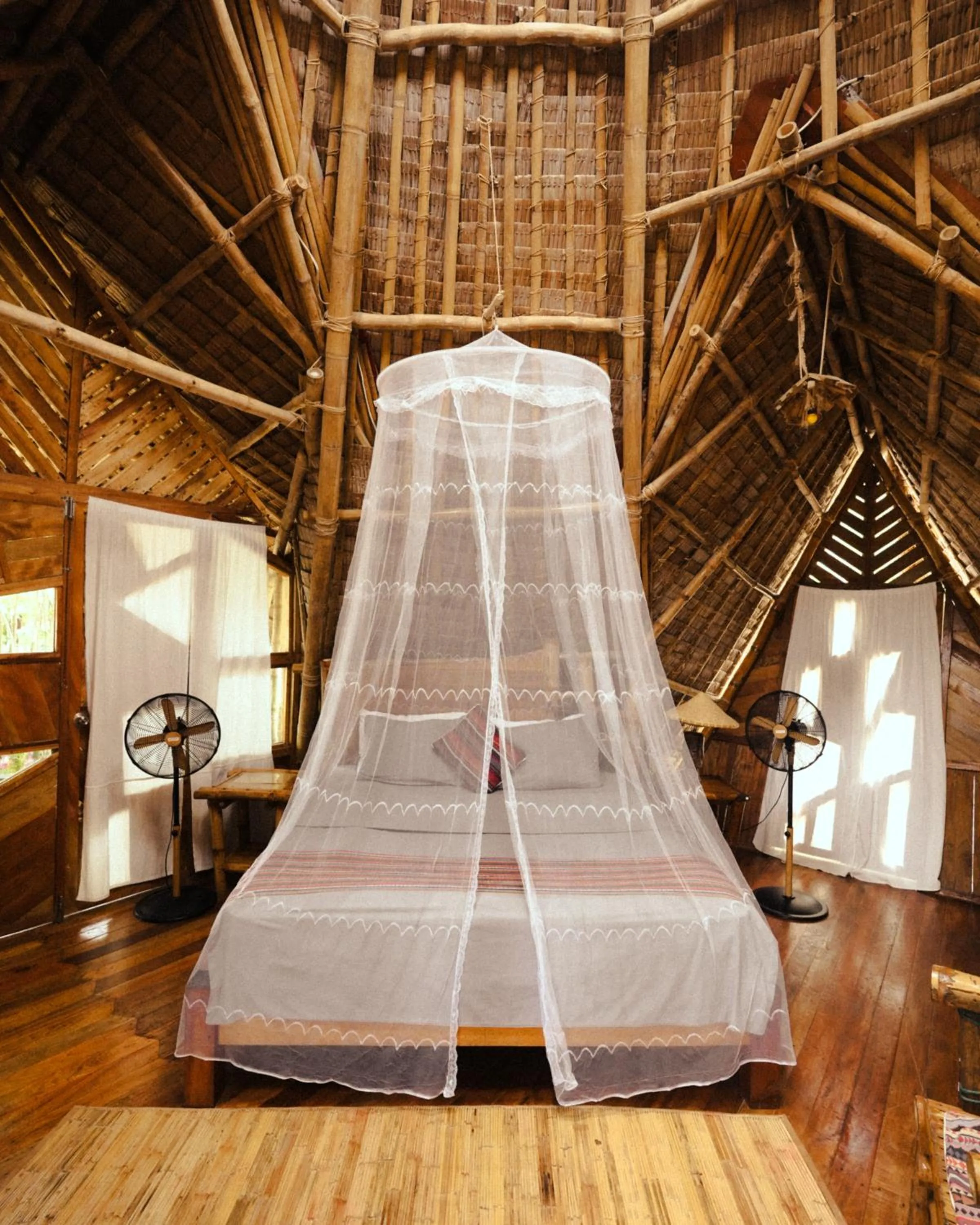 Bed in Dryft Darocotan Island