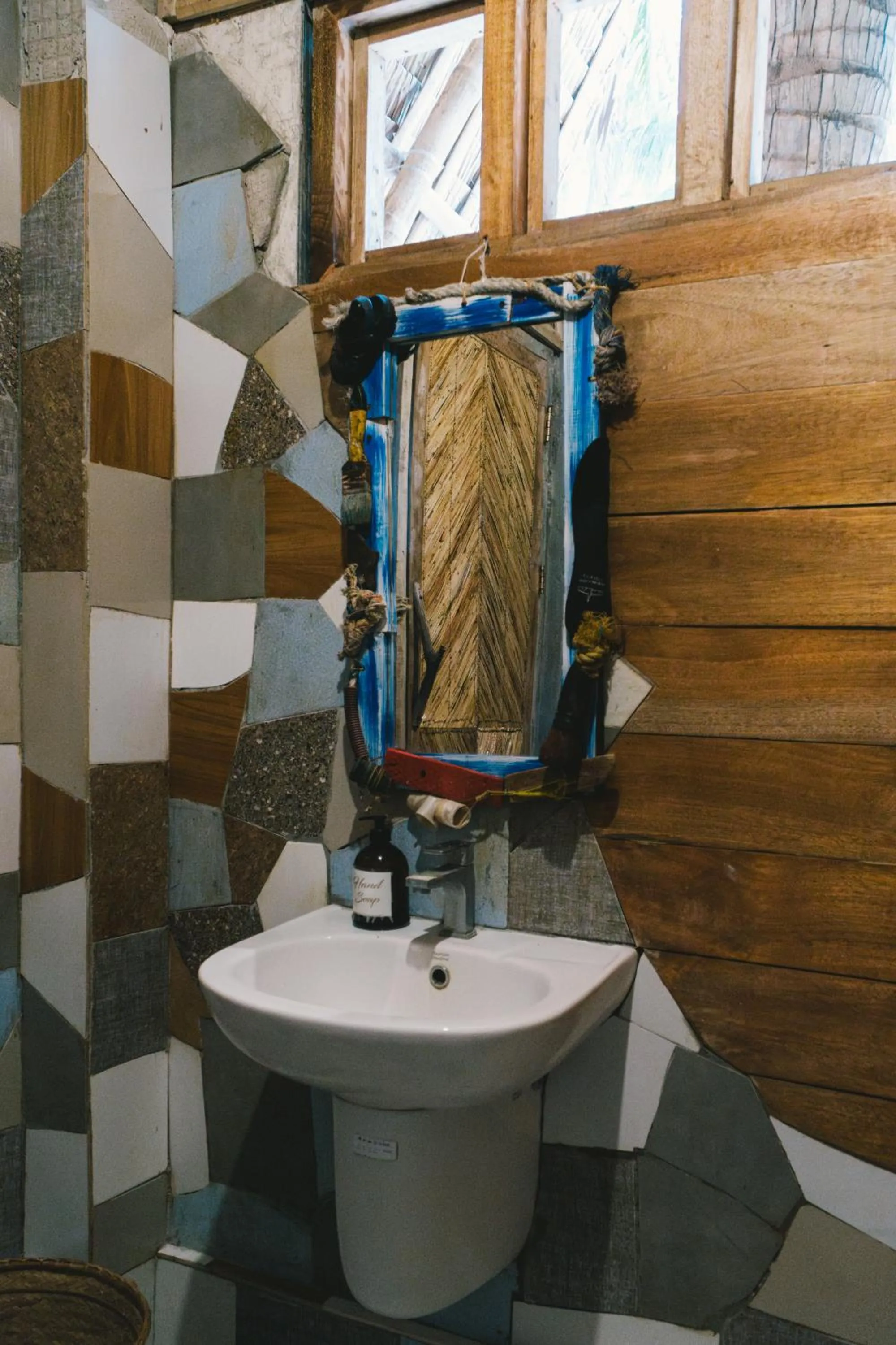 Shower in Dryft Darocotan Island