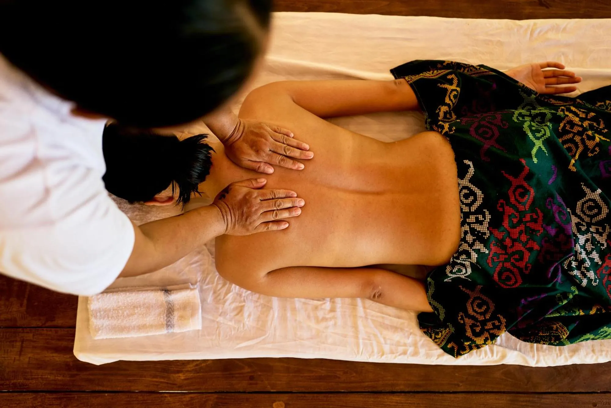 Massage in Dryft Darocotan Island