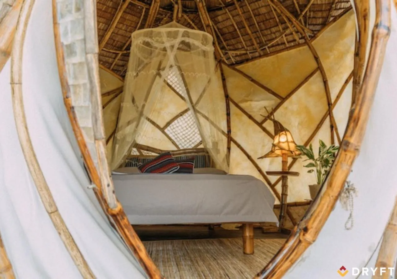 Bed in Dryft Darocotan Island