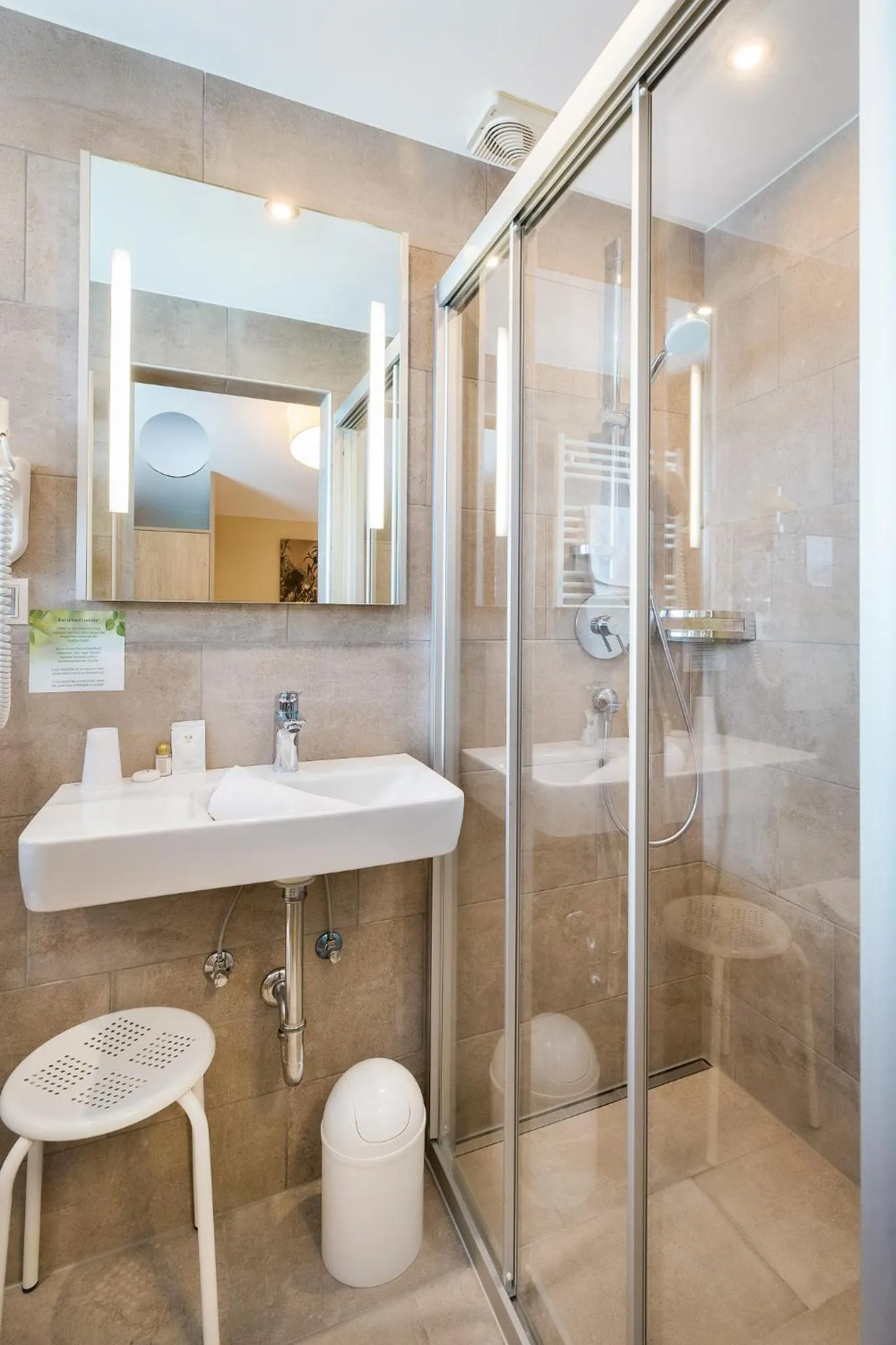 Bathroom in Gästehaus Hornegger