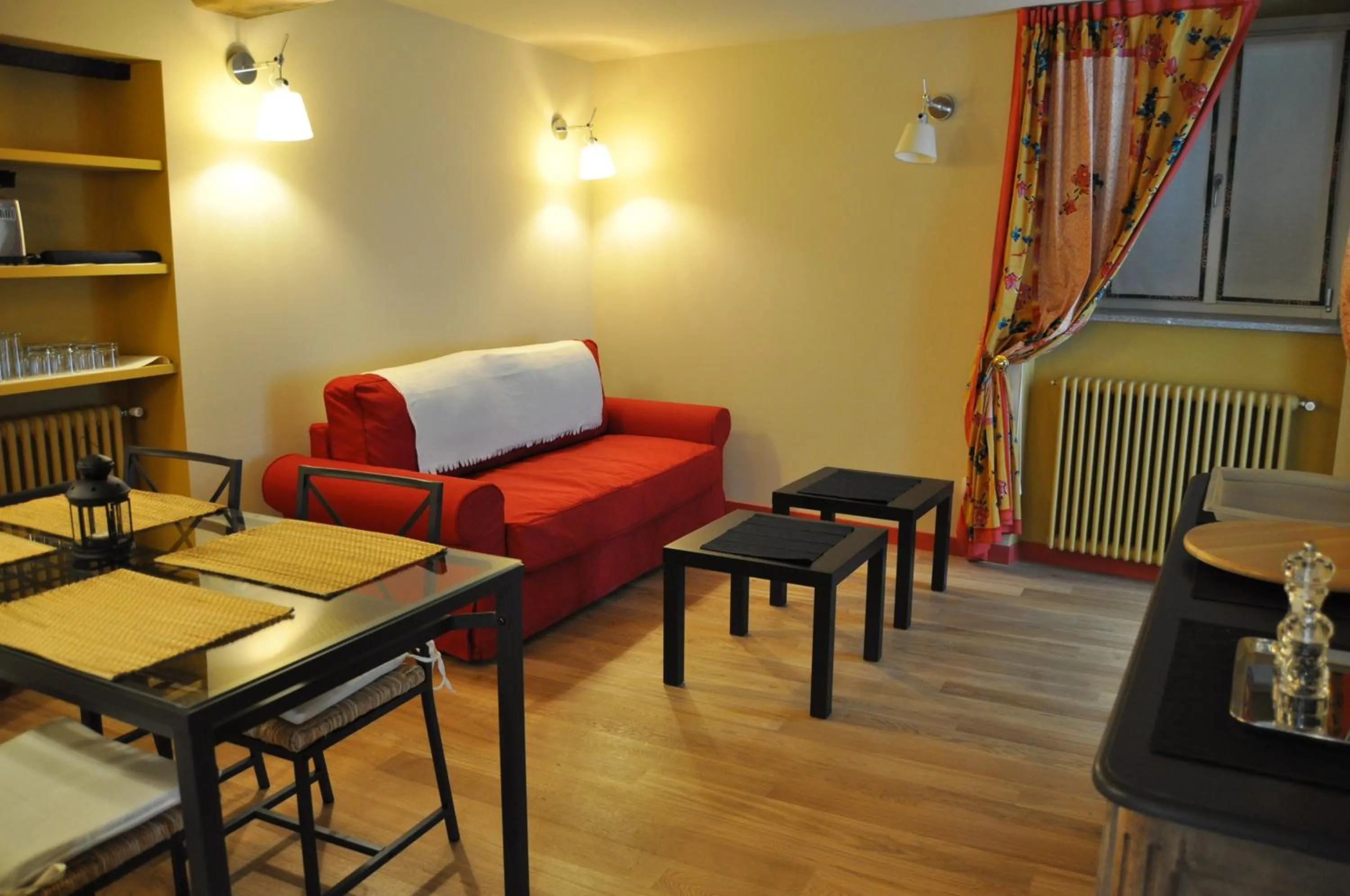 Photo of the whole room in Castello di Vezio in the Village