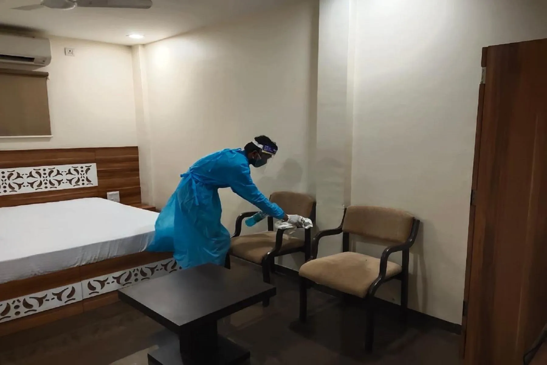 Bedroom in Choice Classic Hotel