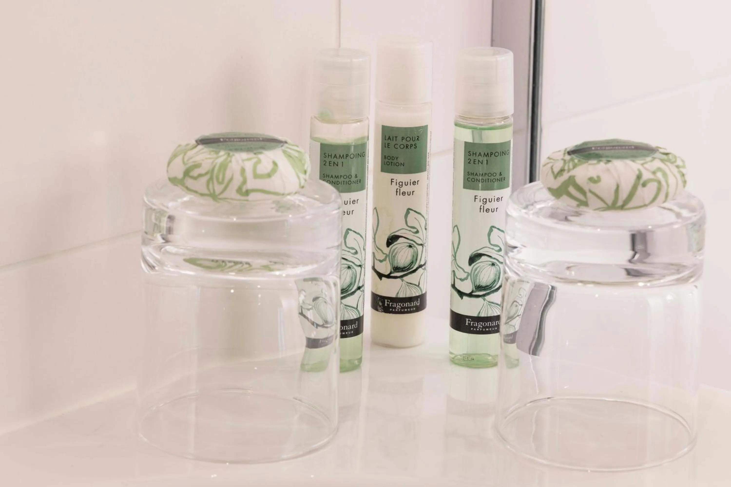 Bathroom in Hotel Sleeping Belle - Gare de Lyon Bastille