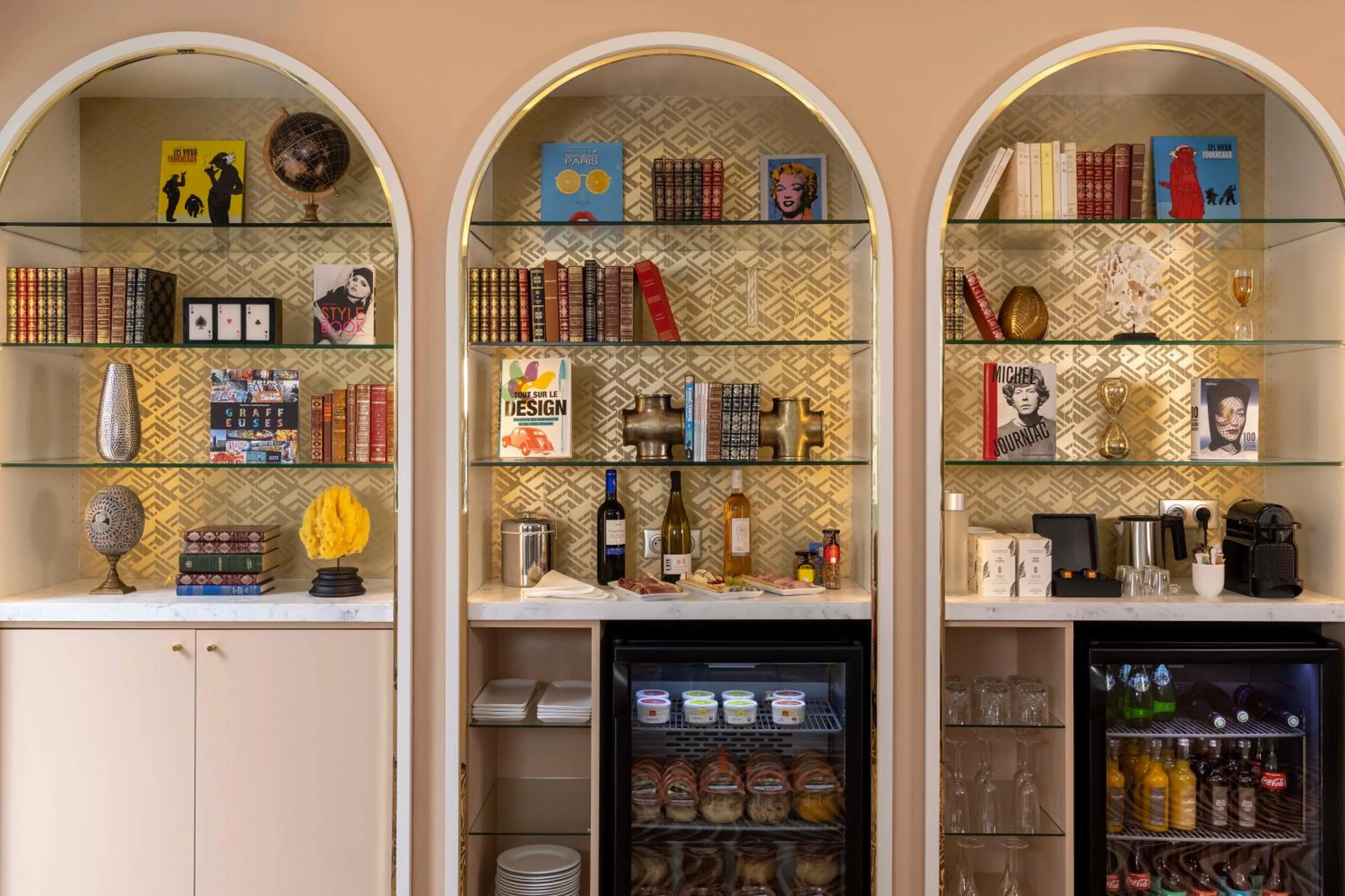 Coffee/tea facilities in Hotel Sleeping Belle - Gare de Lyon Bastille