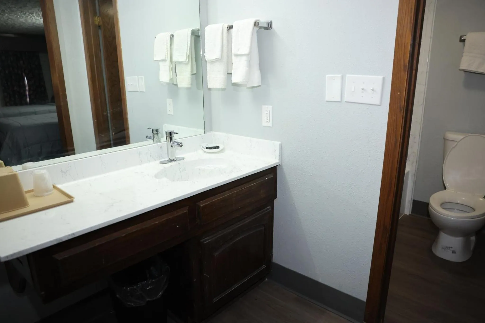 Toilet in Rittiman Inn and Suites