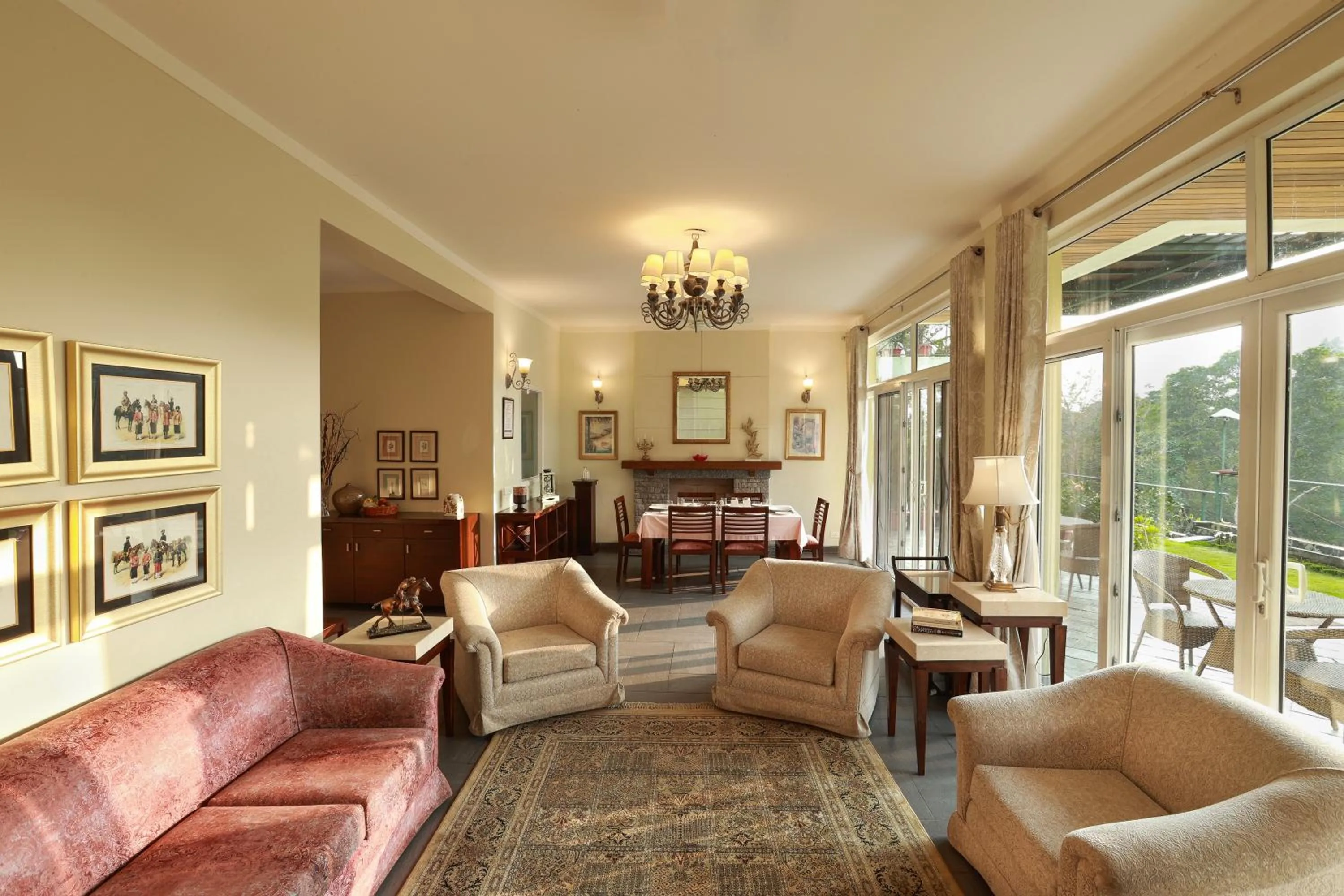 Living room in Lamrin Norwood Green Palampur, Himachal Pradesh