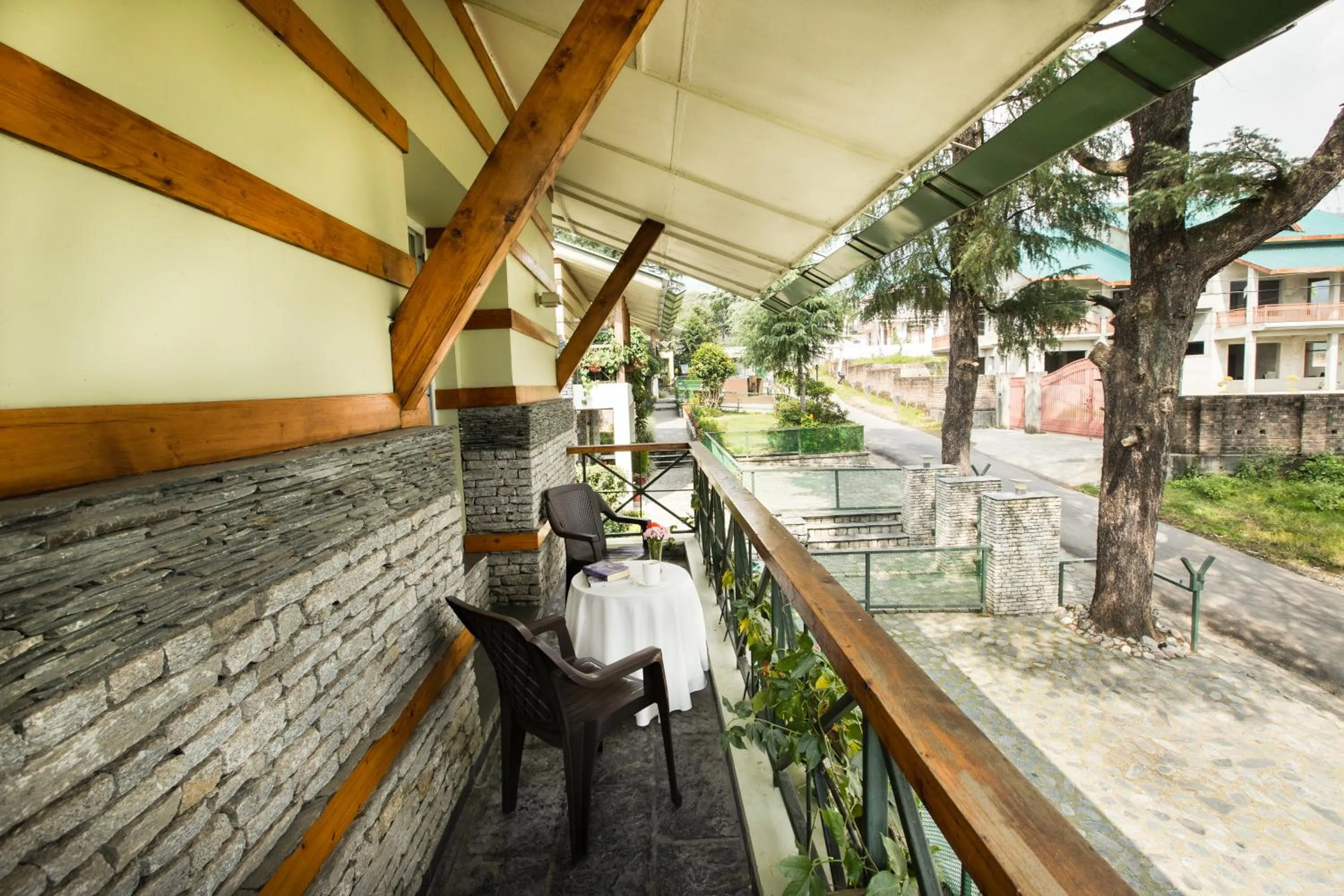 Balcony/Terrace in Lamrin Norwood Green Palampur, Himachal Pradesh