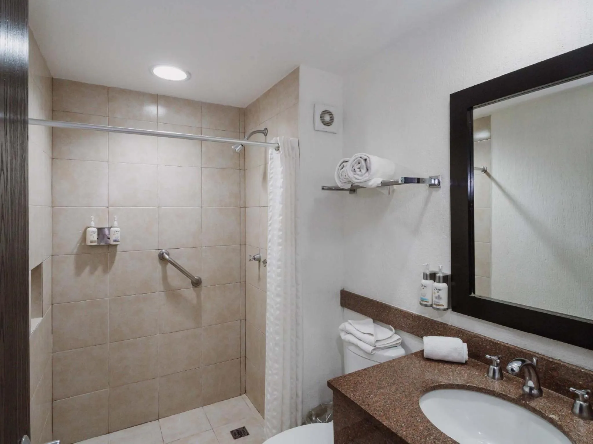 Shower in HS HOTSSON Smart Value Tampico