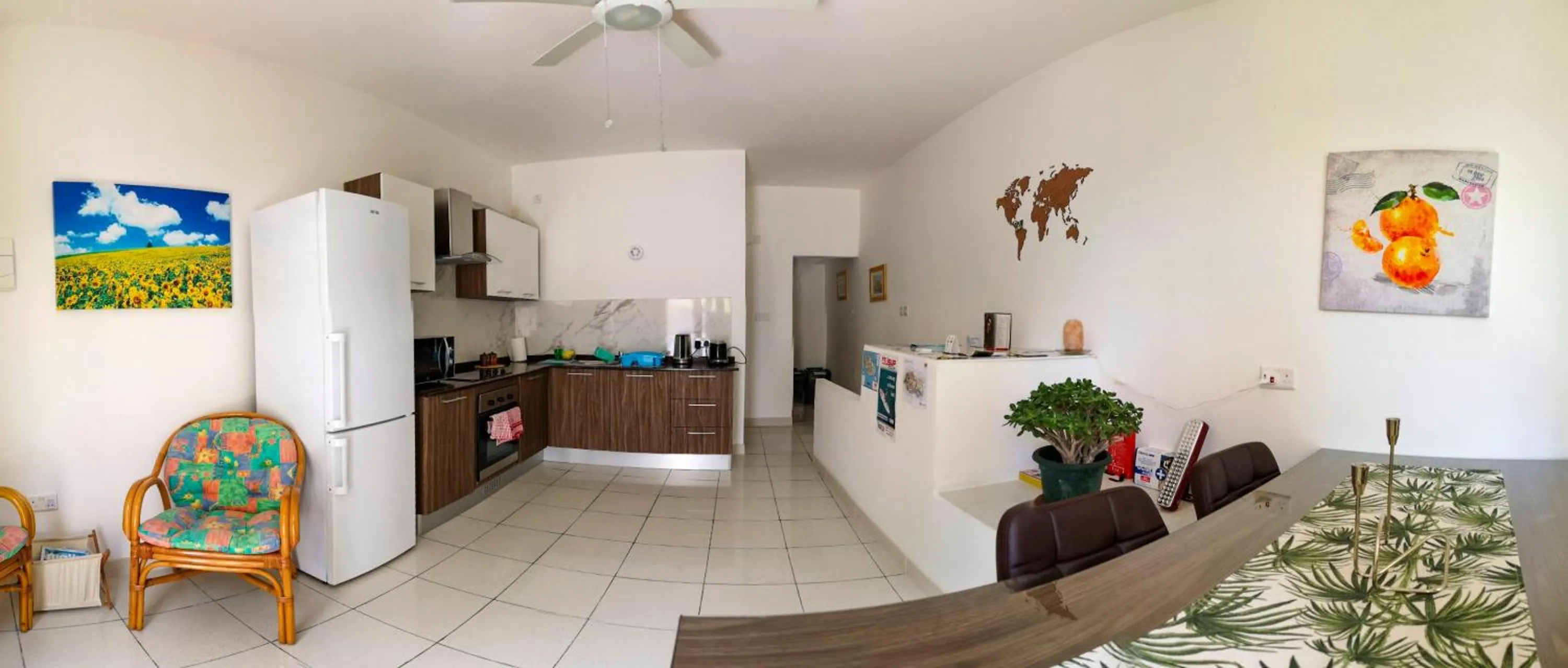 Kitchen or kitchenette in All Nations Holiday Home