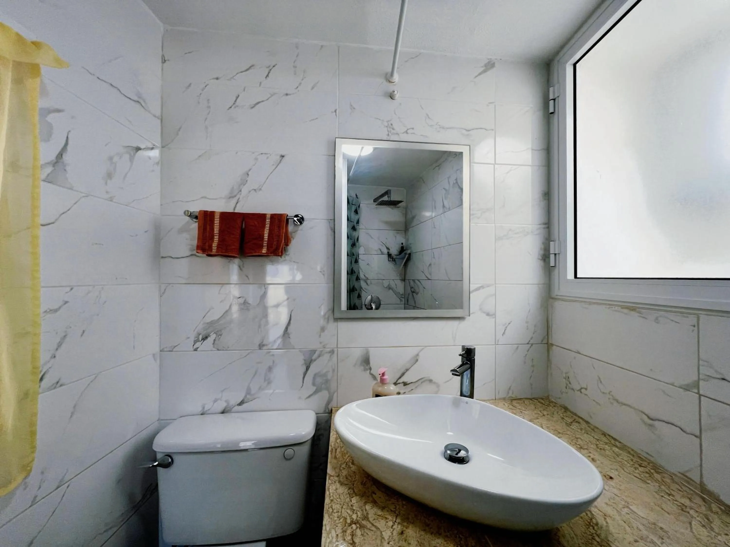 Bathroom in All Nations Holiday Home