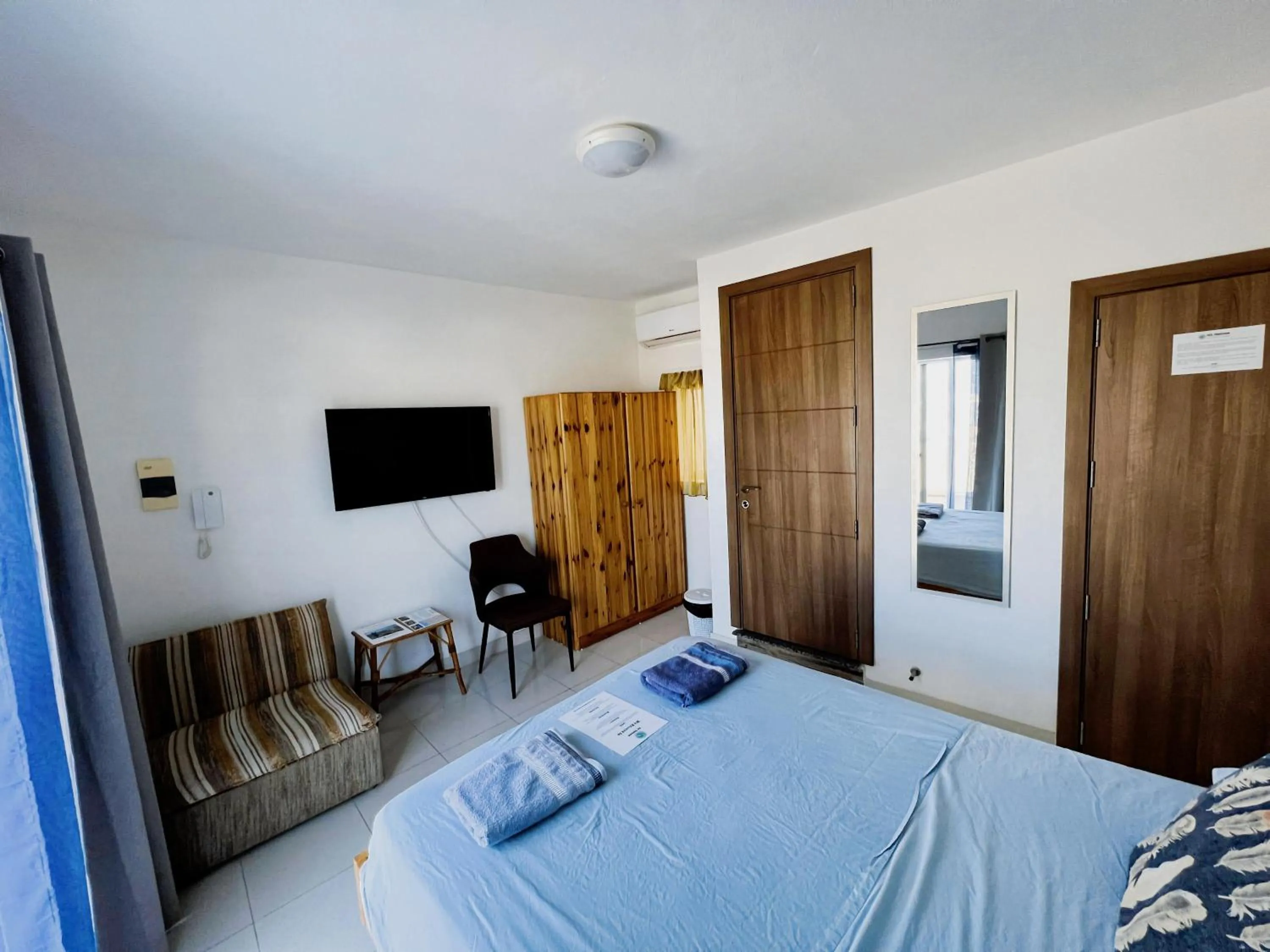 Bedroom, Bed in All Nations Holiday Home