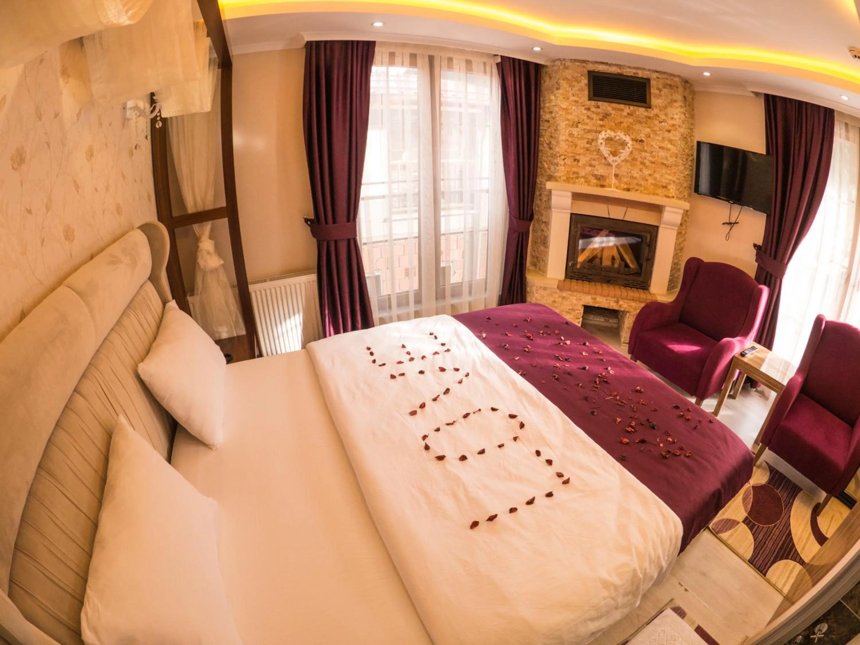 Bed in Elif Inan Hotel