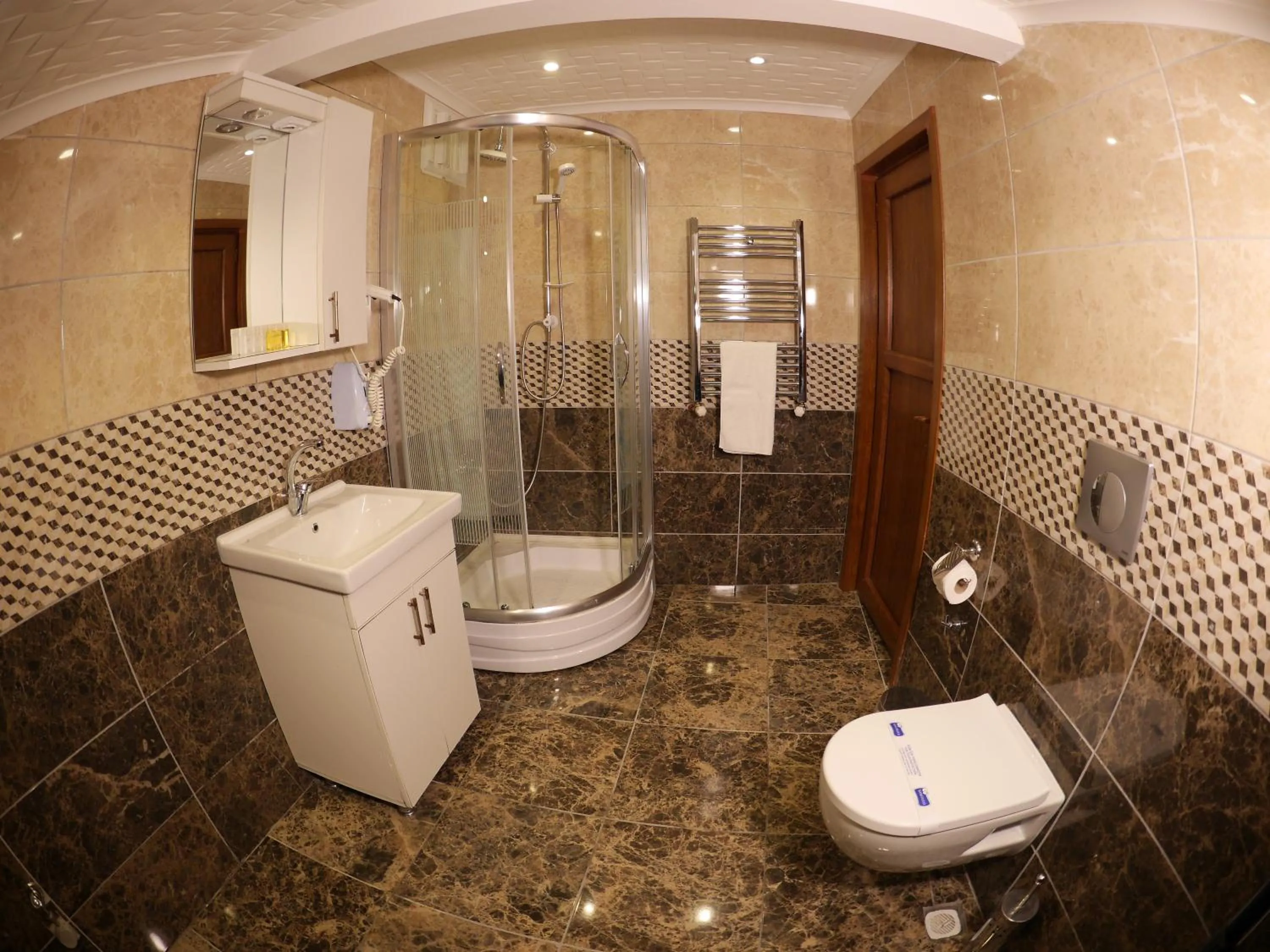 Shower in Elif Inan Hotel